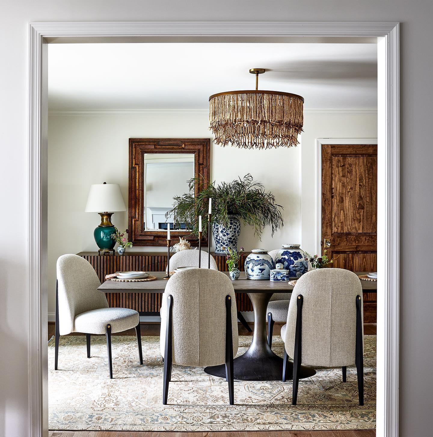 Ljomuvyn Postmodern Luxury Wood Metal Chandelier - Neutralighting