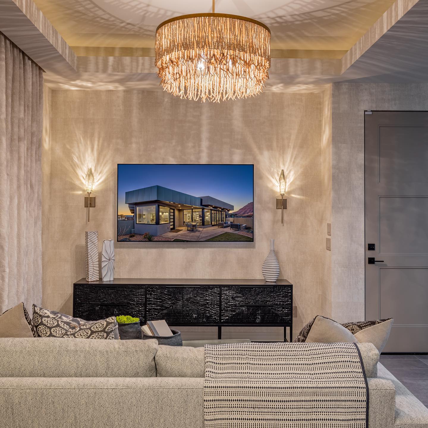 Ljomuvyn Postmodern Luxury Wood Metal Chandelier - Neutralighting