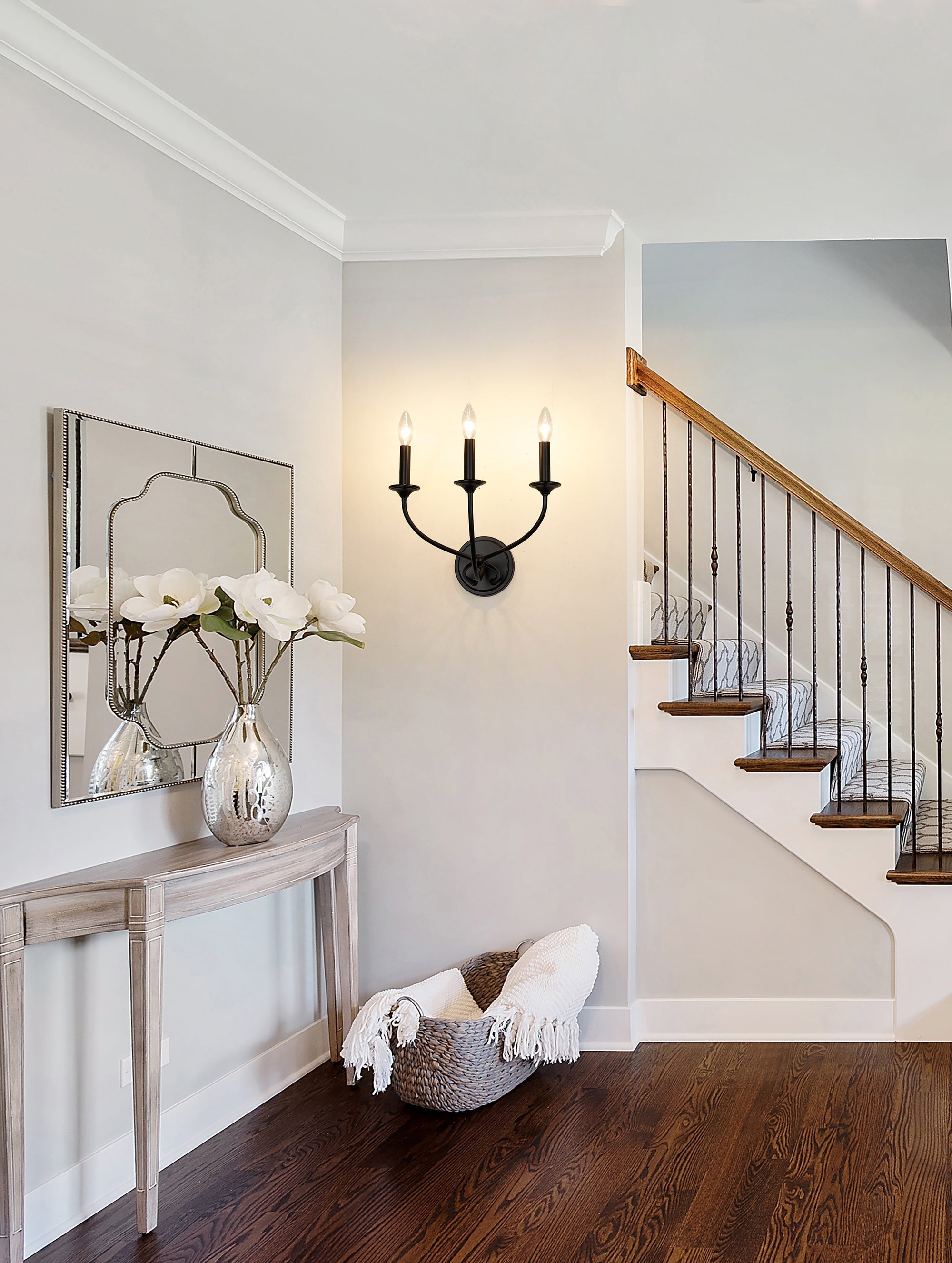 Qvistuvys Modern Minimalist Metal Wall Lamp - Neutralighting