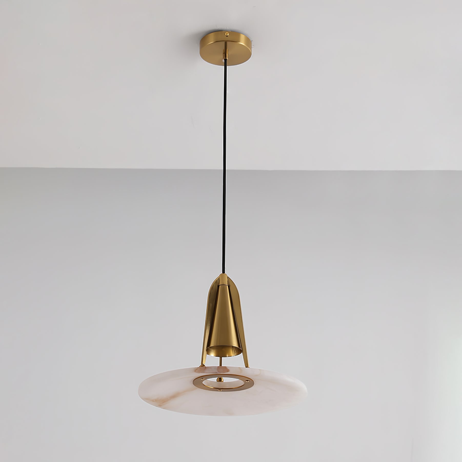 Zothayra Conical Metal Pendant Light - Neutralighting
