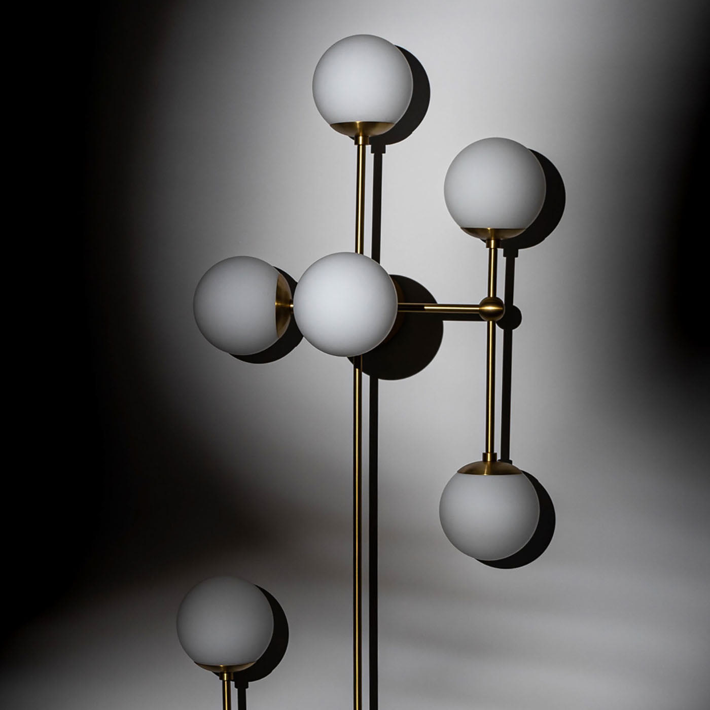 Ulfuvyo Modern Minimalist Glass Metal Wall Lamp - Neutralighting