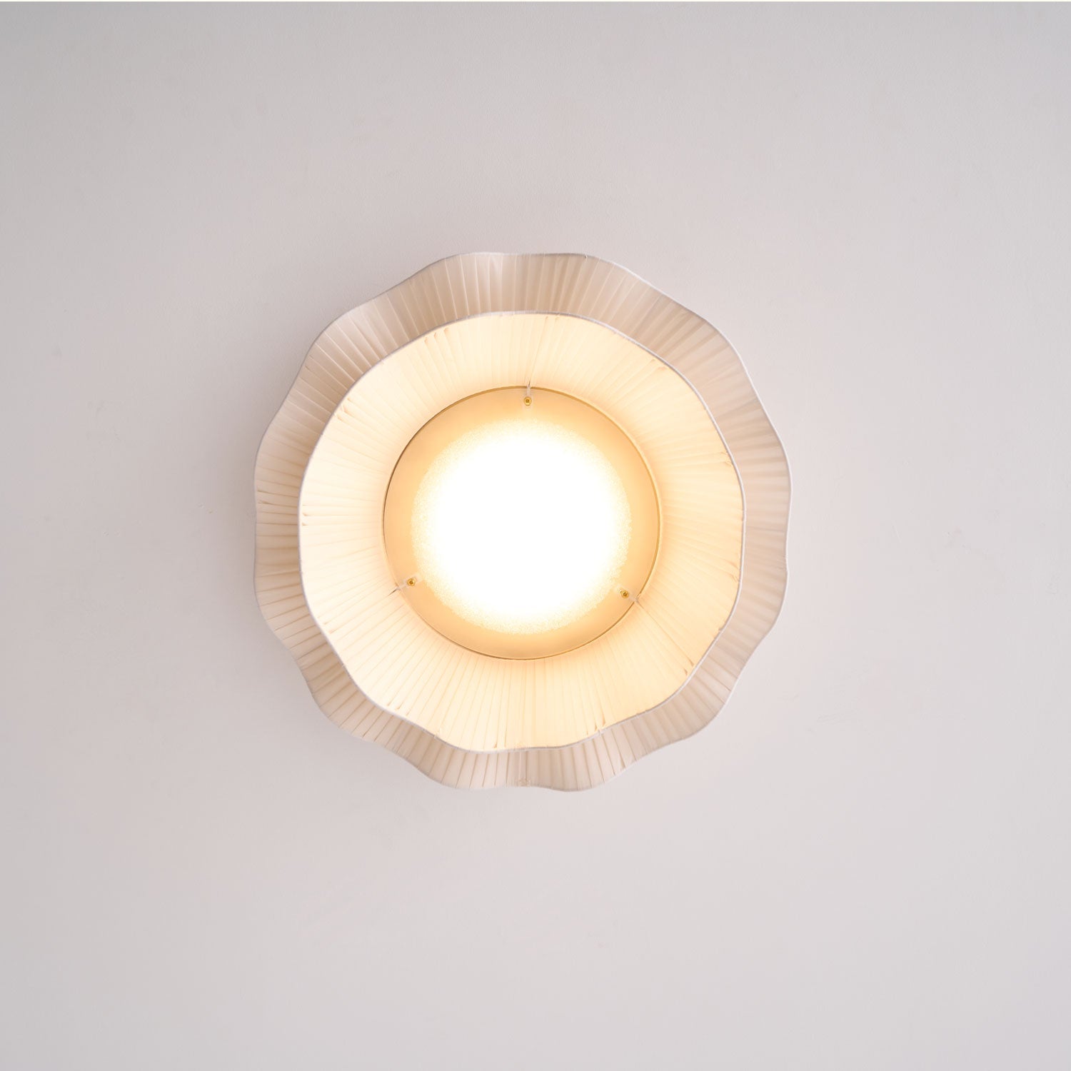 Tirah Fabric Wave Ceiling Light Brass - Neutralighting