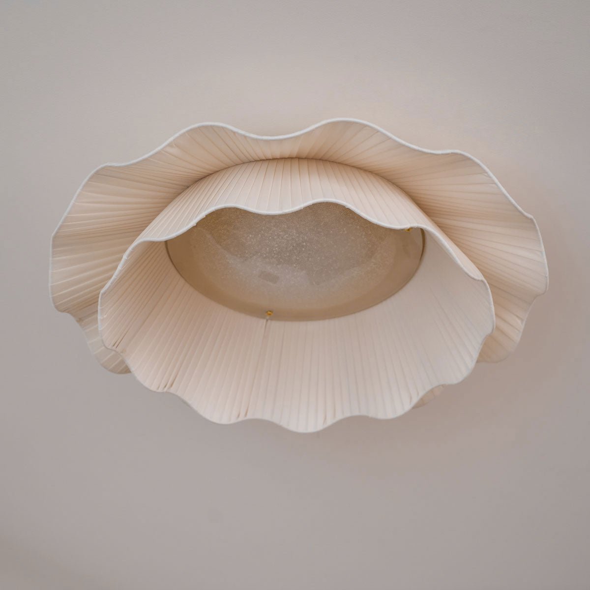 Tirah Fabric Wave Ceiling Light Brass - Neutralighting