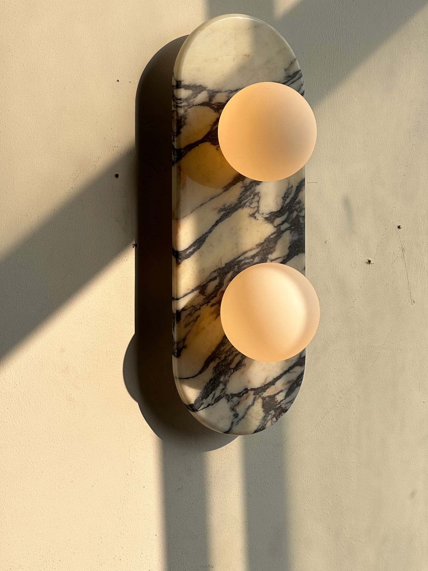 Alvuvyo Elegance Modern Marble Wall Lamp - Neutralighting