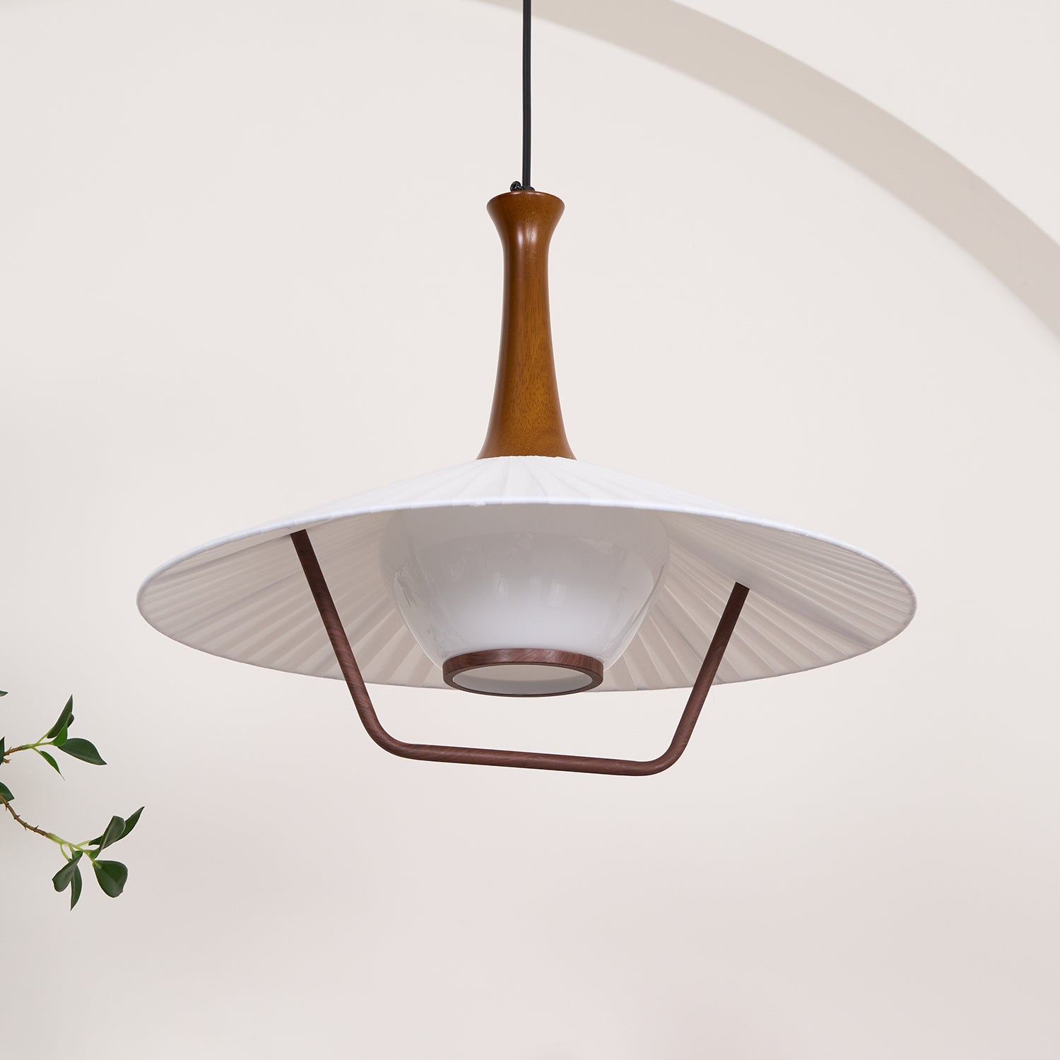 Vionne Mid-Century Wood and White Pendant Lamp - Neutralighting