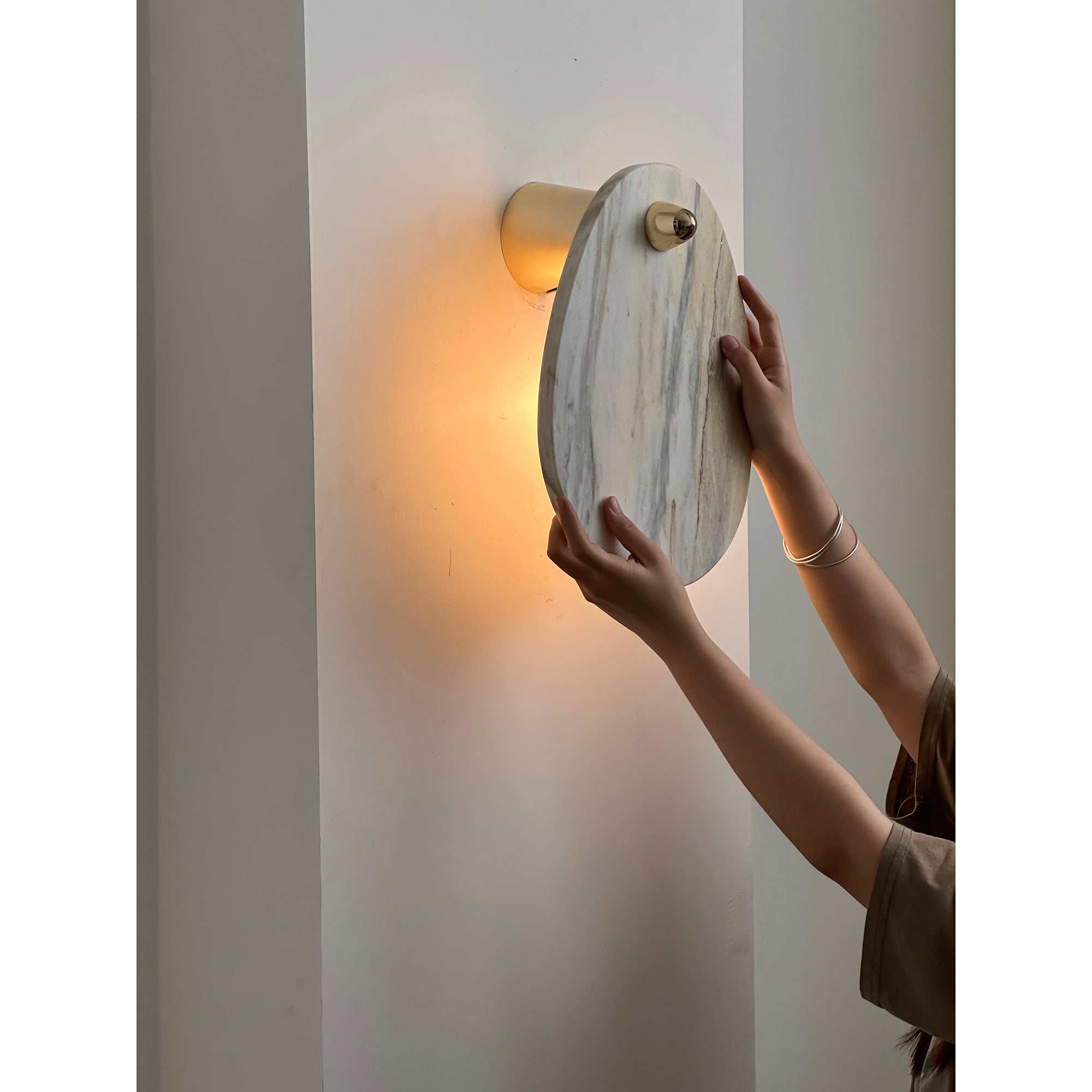 Norduvys Modern Luxurious Metal Marble Wall Lamp - Neutralighting