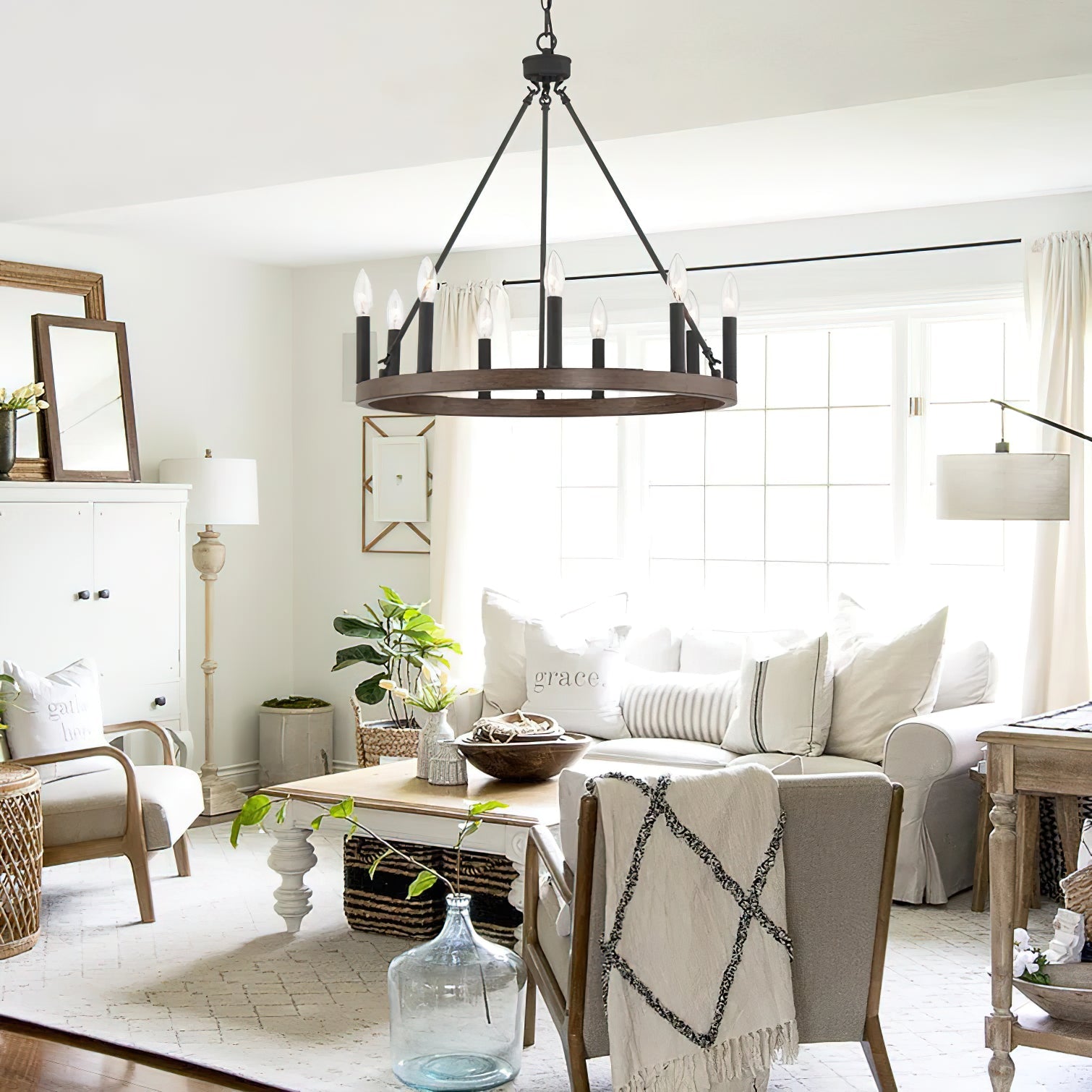 Mjolkuvyo Modern Minimalist Metal Chandelier - Neutralighting