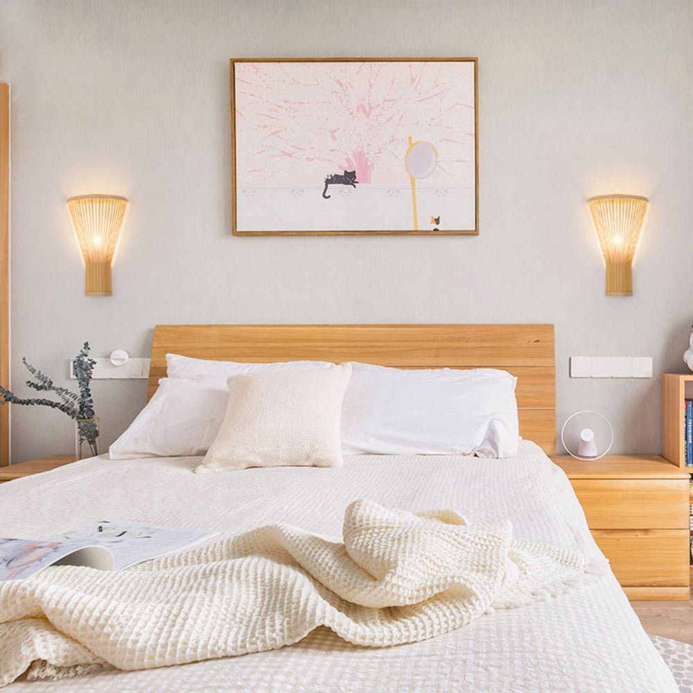 Muto Led Wall Mounted Bedside Lamp, Rattan/Acrylic, Bedroom - Neutralighting