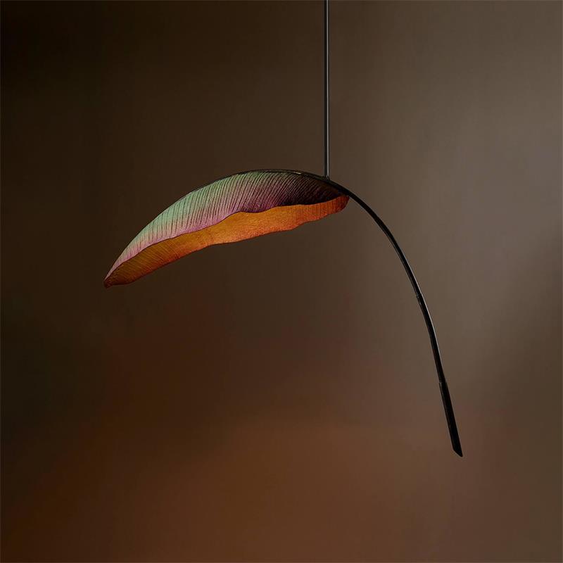 Rauduvyu Modern Minimalist Leaf Black Metal Chandelier - Neutralighting