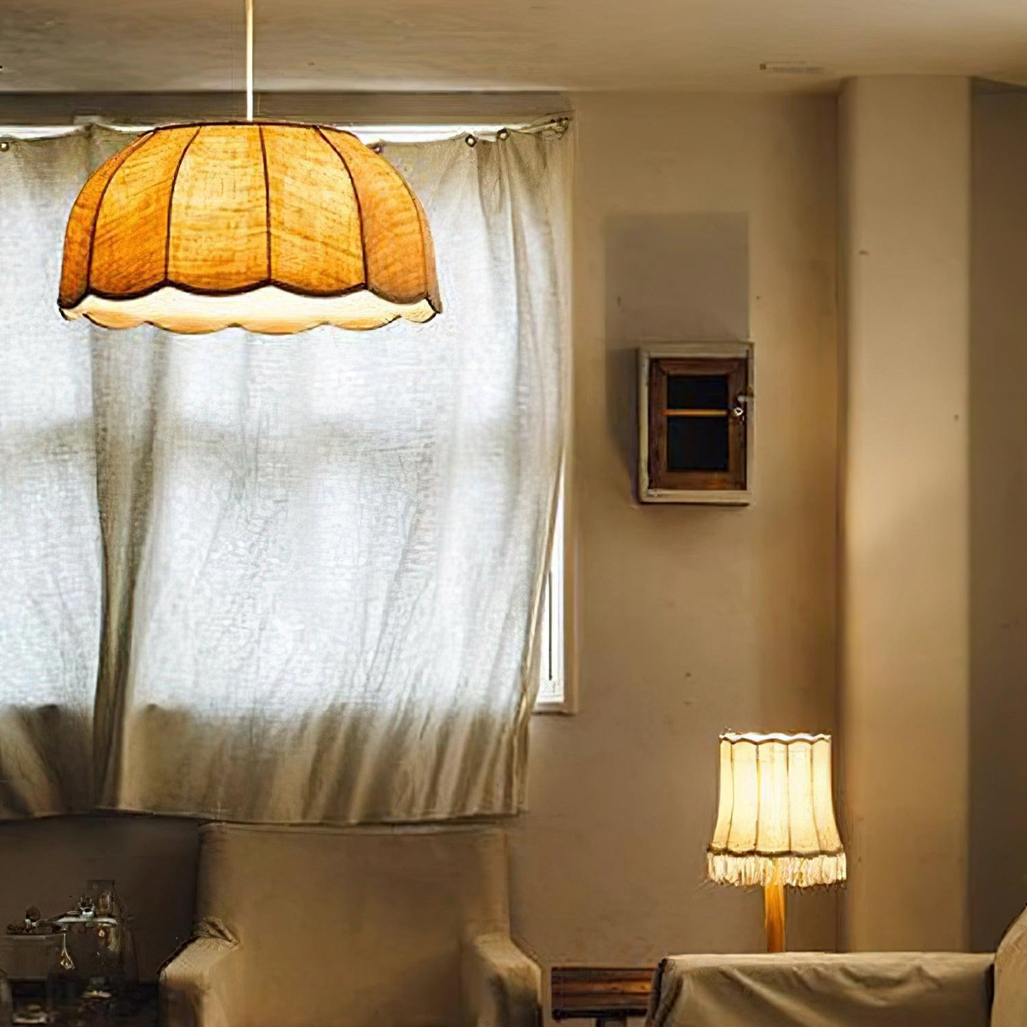 Sora Banana Leaf Pendant Light - Neutralighting