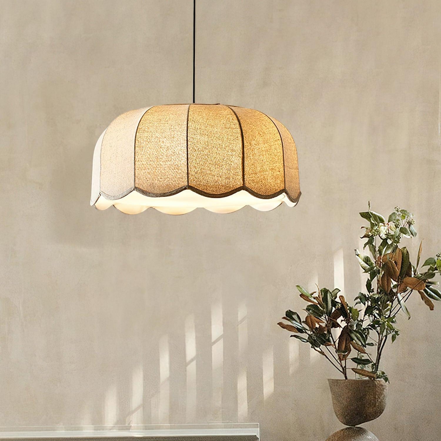 Sora Banana Leaf Pendant Light - Neutralighting