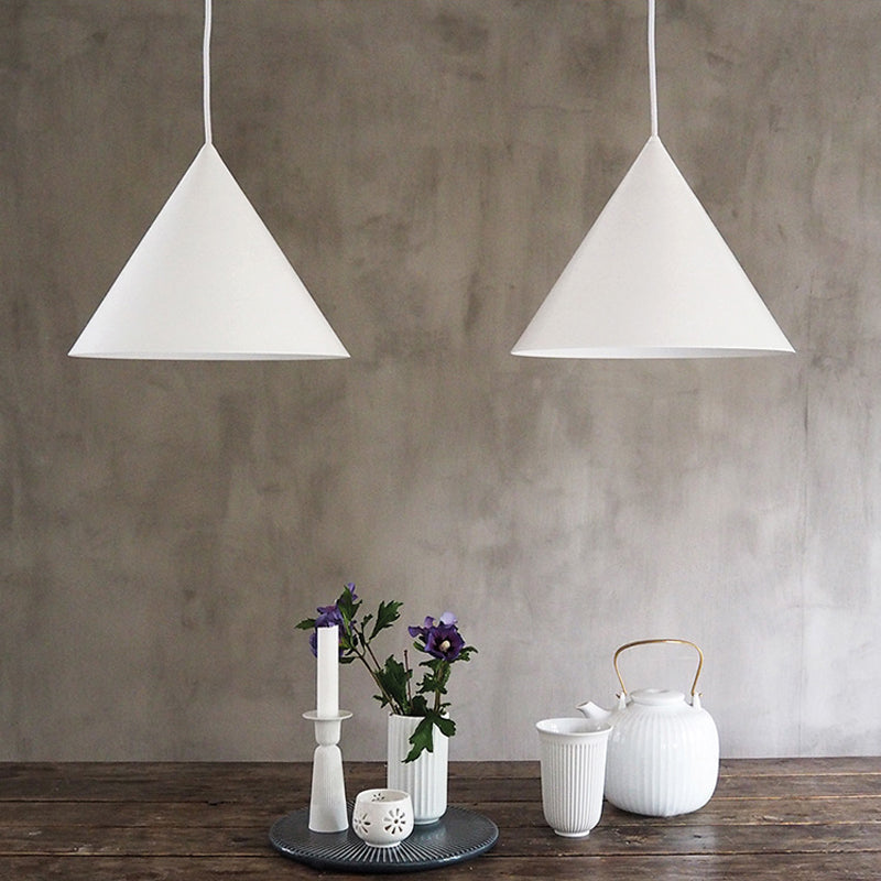 Caeluvyu Modern Minimalist Dark Metal Pendant Lamp - Neutralighting