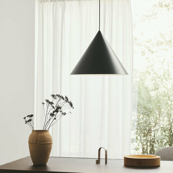 Caeluvyu Modern Minimalist Dark Metal Pendant Lamp - Neutralighting