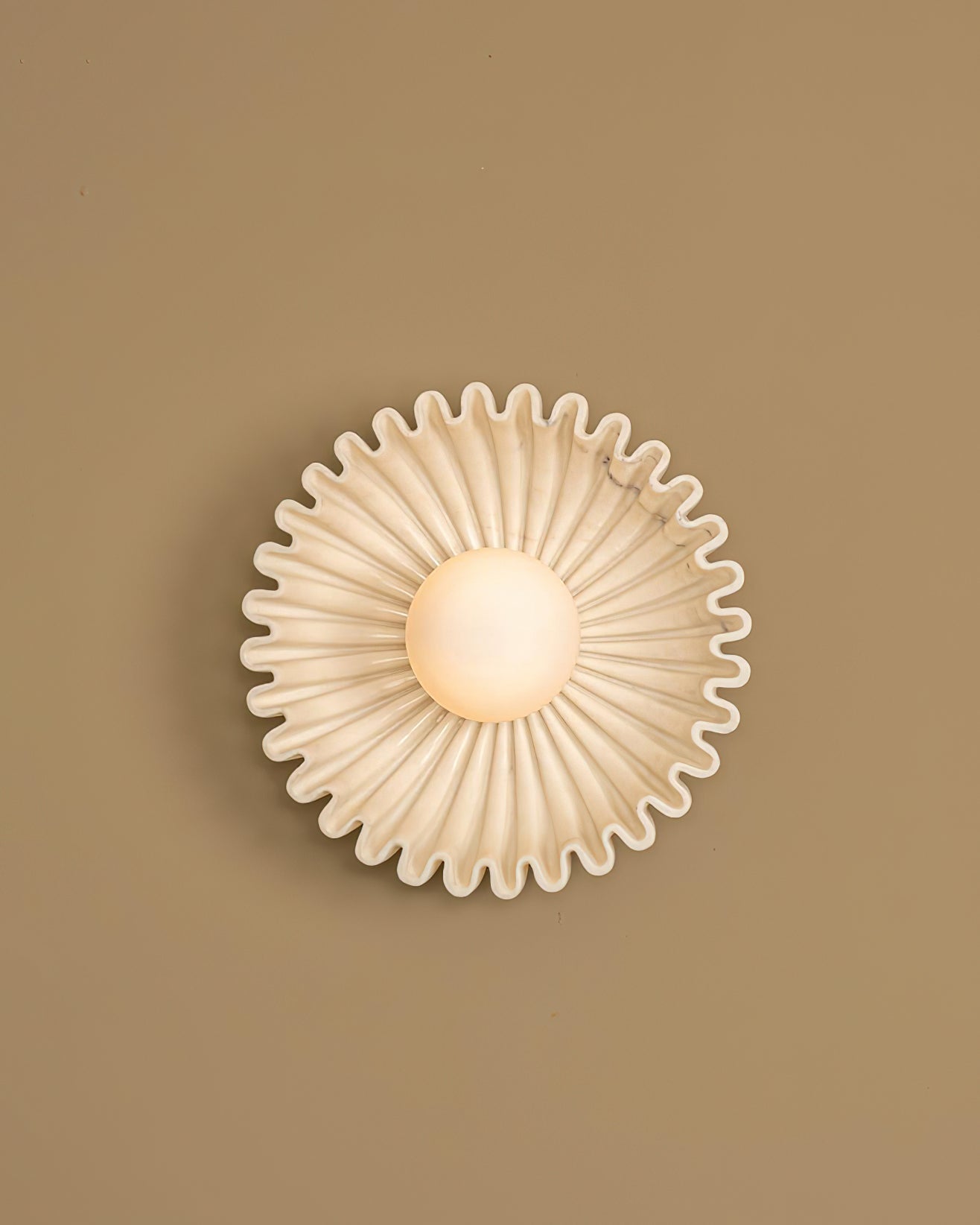 Wall Lamp Ceramics and Glass Dark Green White Black Beige Sculptural - Neutralighting