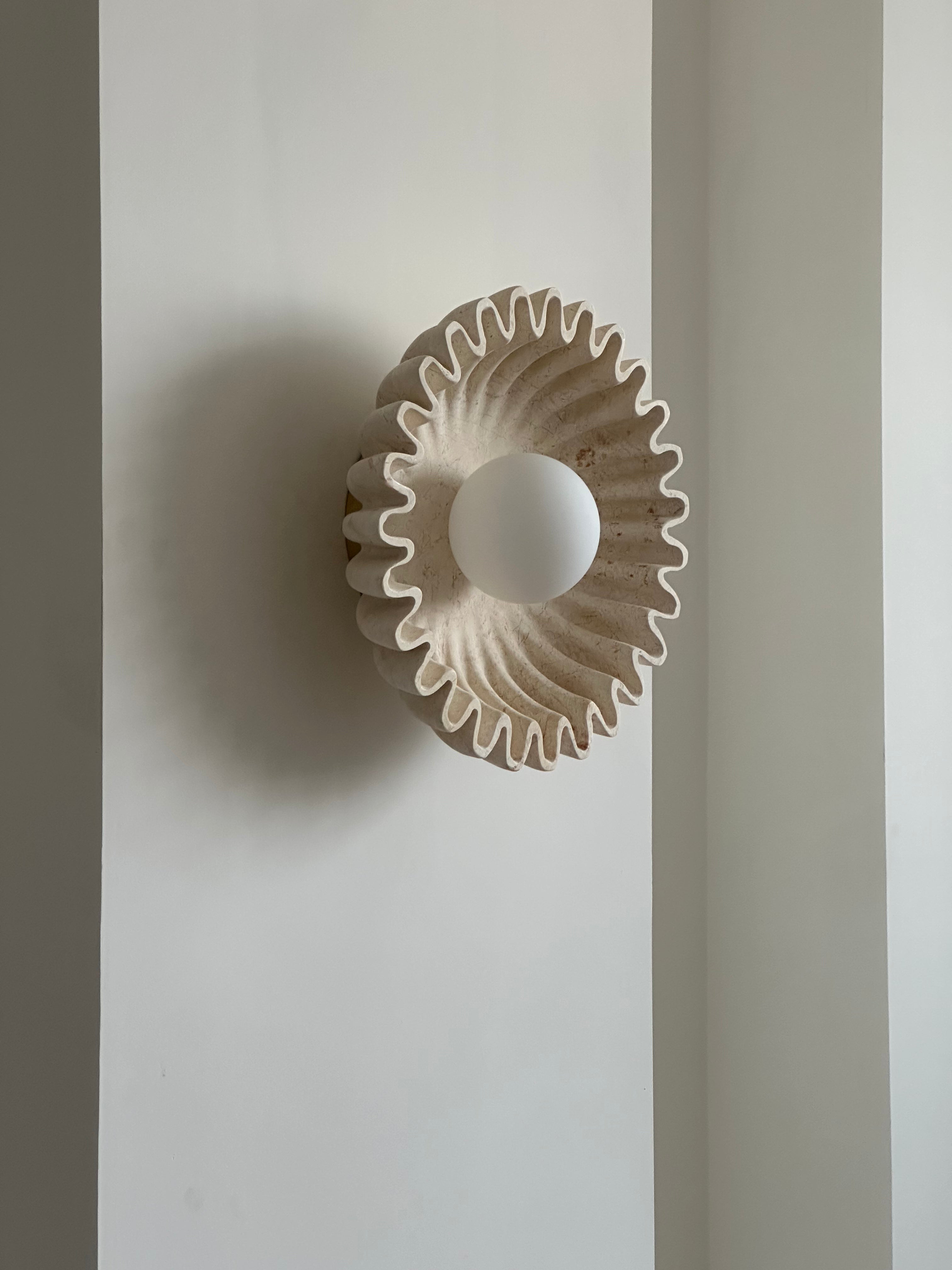 Wall Lamp Ceramics and Glass Dark Green White Black Beige Sculptural - Neutralighting