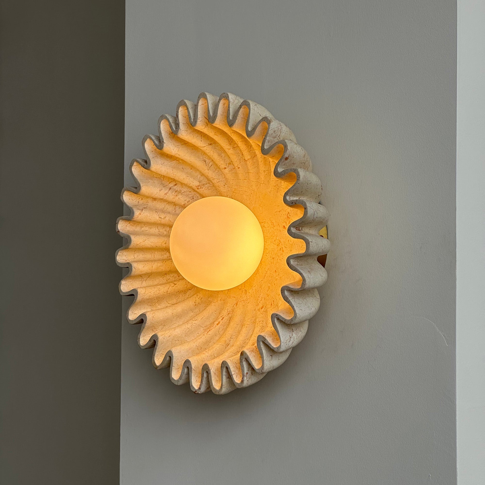 Wall Lamp Ceramics and Glass Dark Green White Black Beige Sculptural - Neutralighting