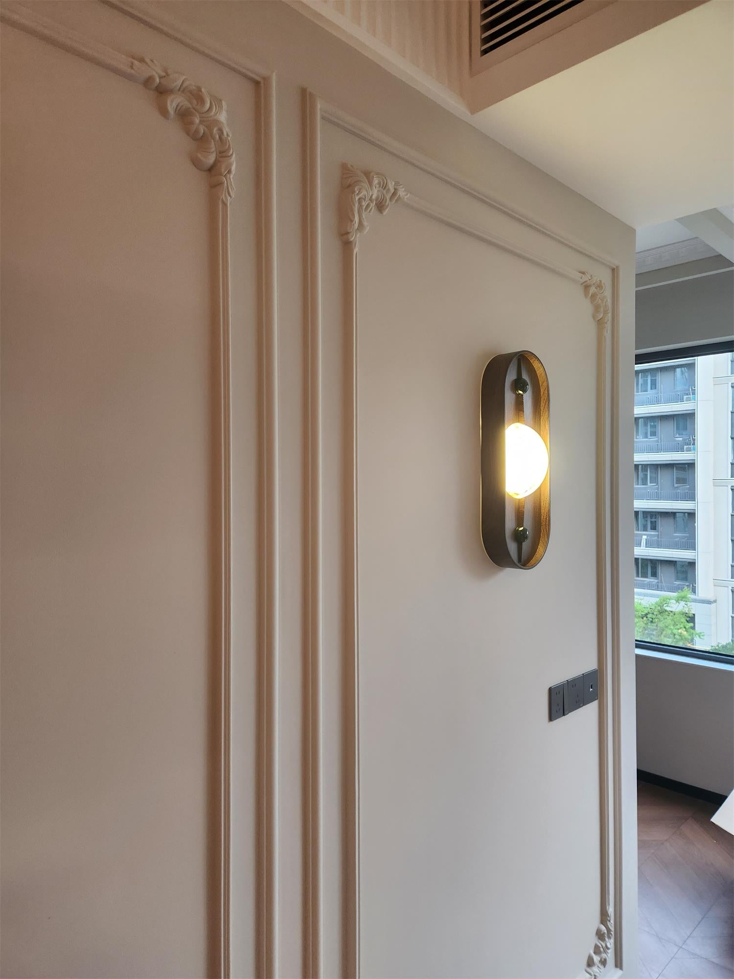 Gloruvyu Individual Creativity Metal Alabaster Wall Lamp - Neutralighting