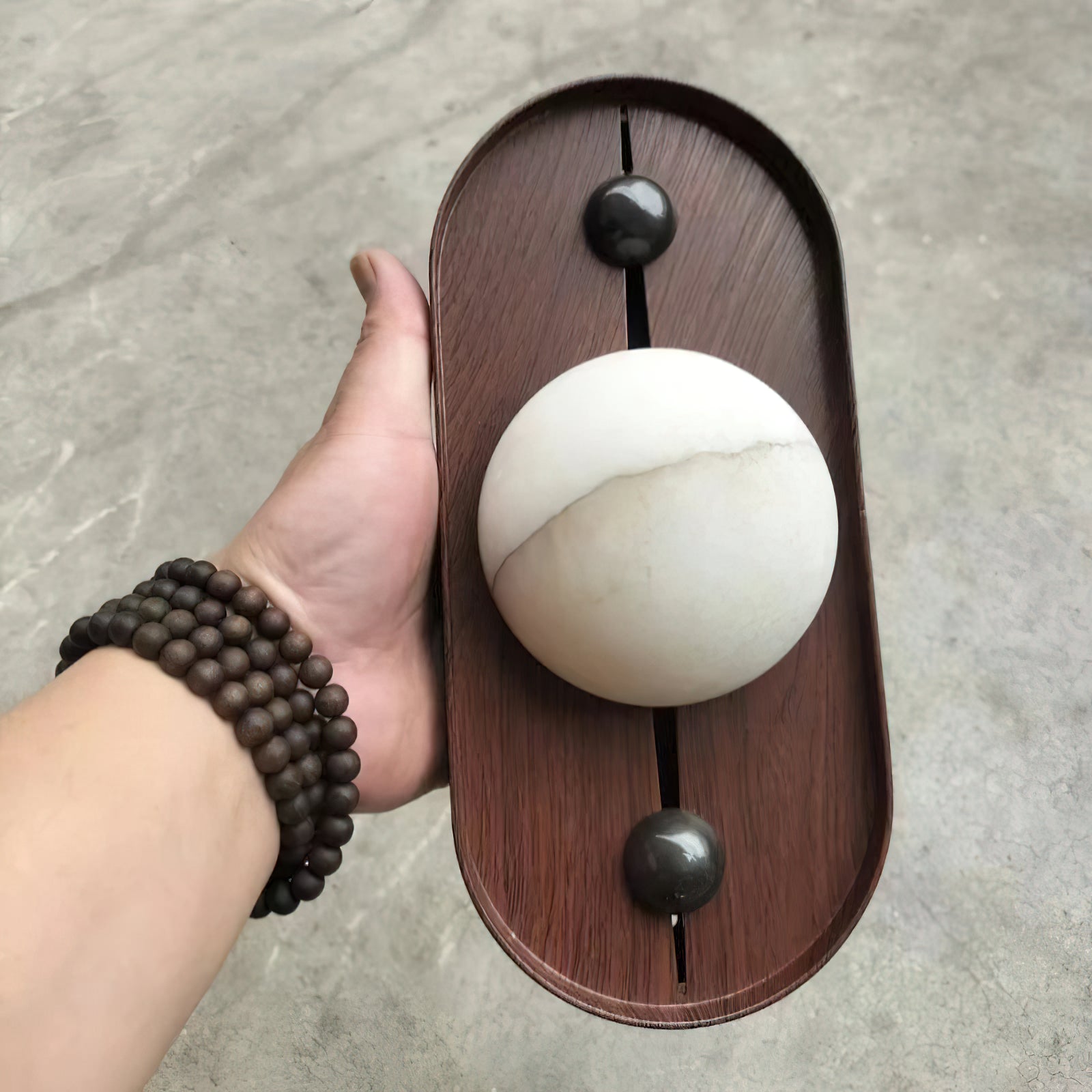 Ildvuvyh Modern Minimalist Metal Alabaster Wall Lamp - Neutralighting