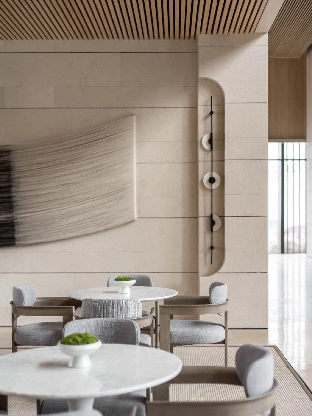 Slender Wall Lamp Alabaster Modern Minimalist - Neutralighting