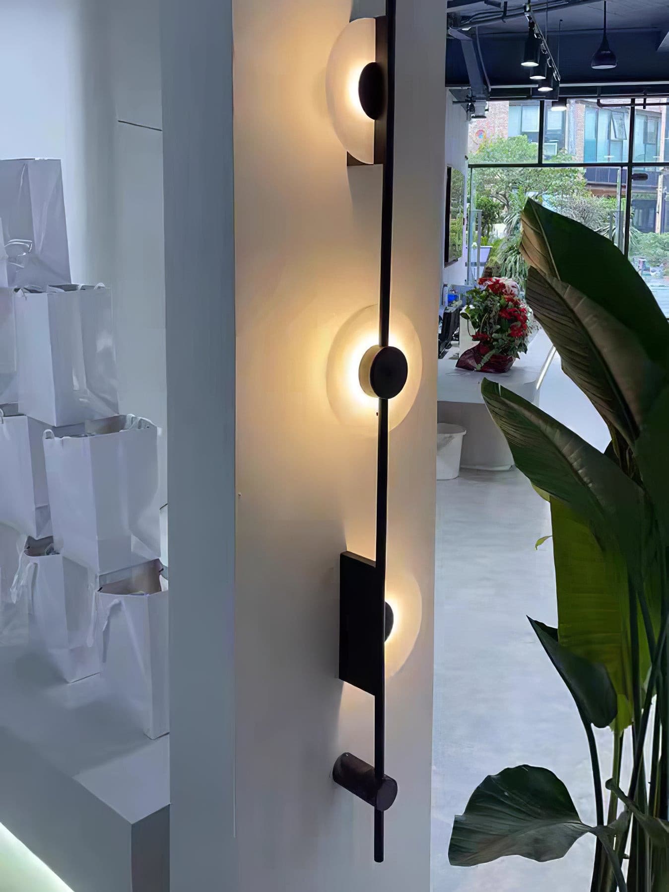 Slender Wall Lamp Alabaster Modern Minimalist - Neutralighting