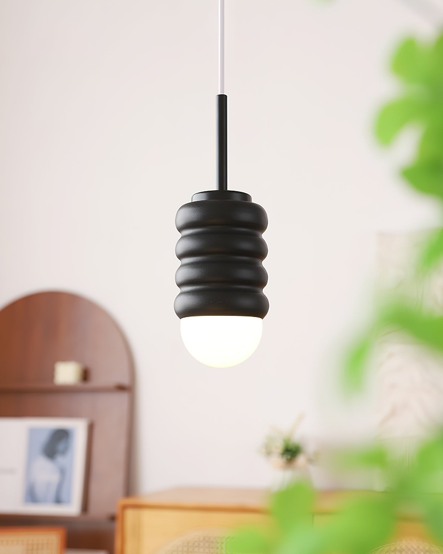 Pendant Light Ribbed Ceramic Brass Midcentury - Neutralighting