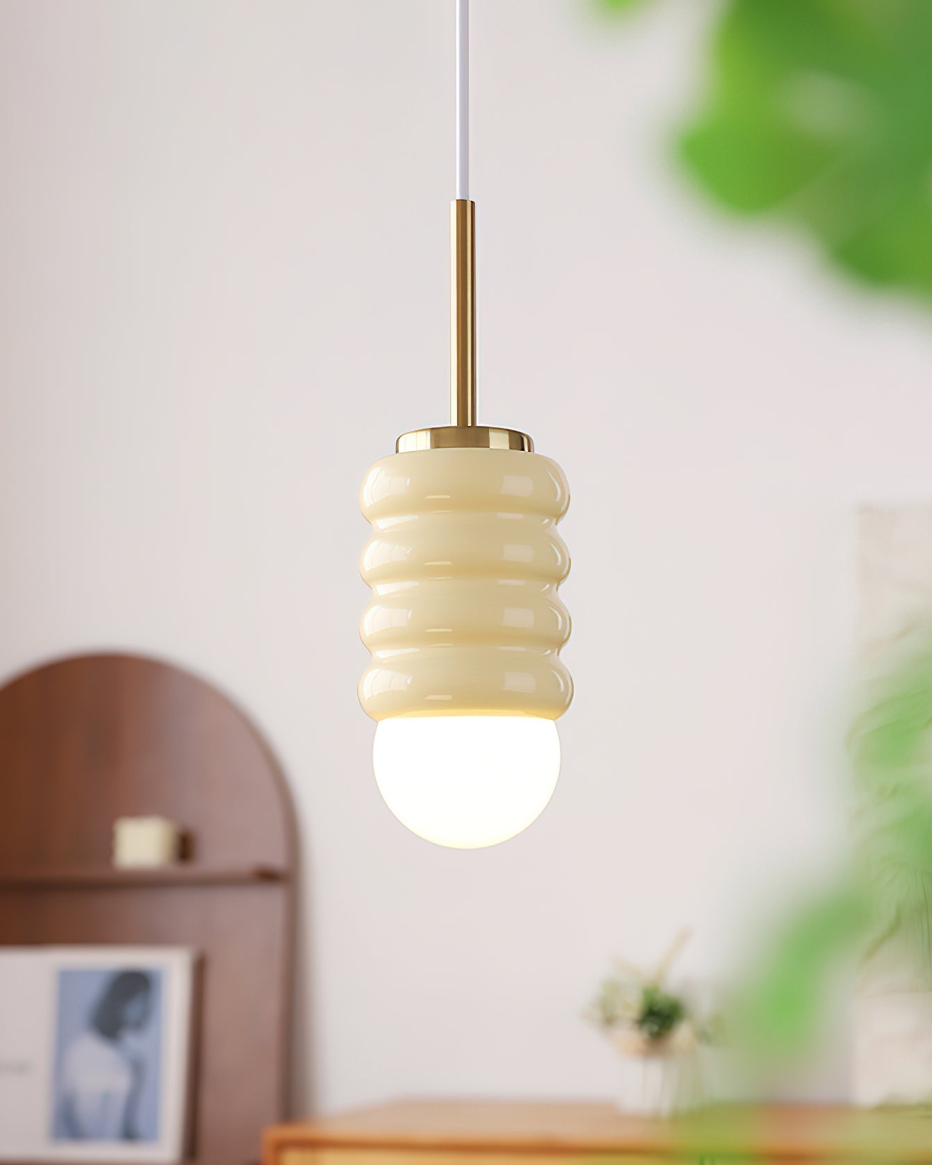 Pendant Light Ribbed Ceramic Brass Midcentury - Neutralighting