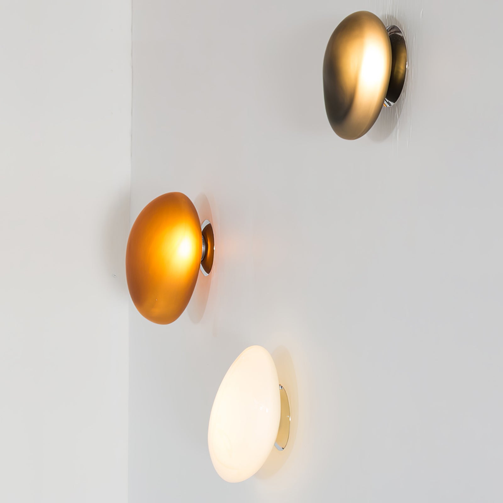 Ruvin Bubble Glass Wall Lamp - Neutralighting