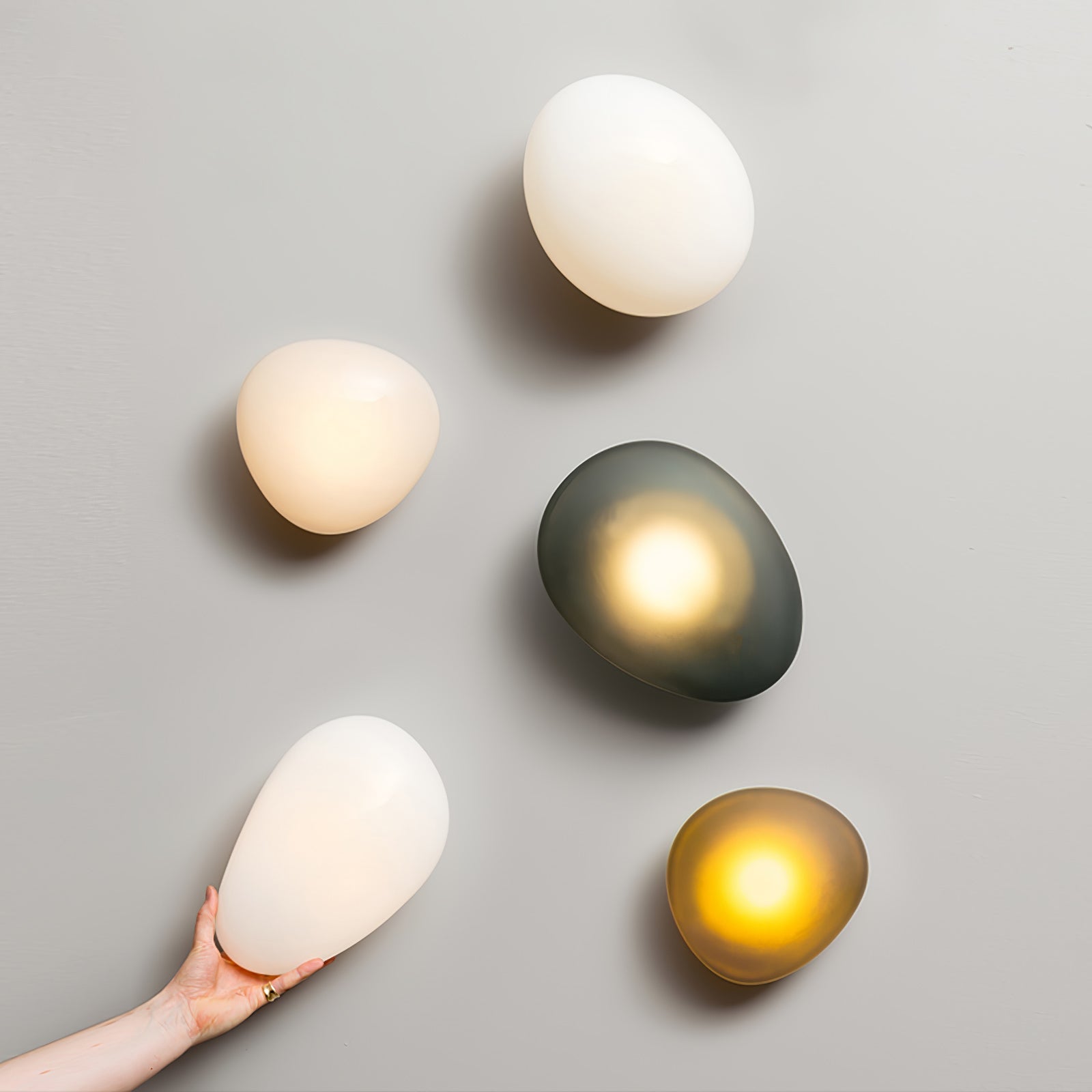 Ruvin Bubble Glass Wall Lamp - Neutralighting