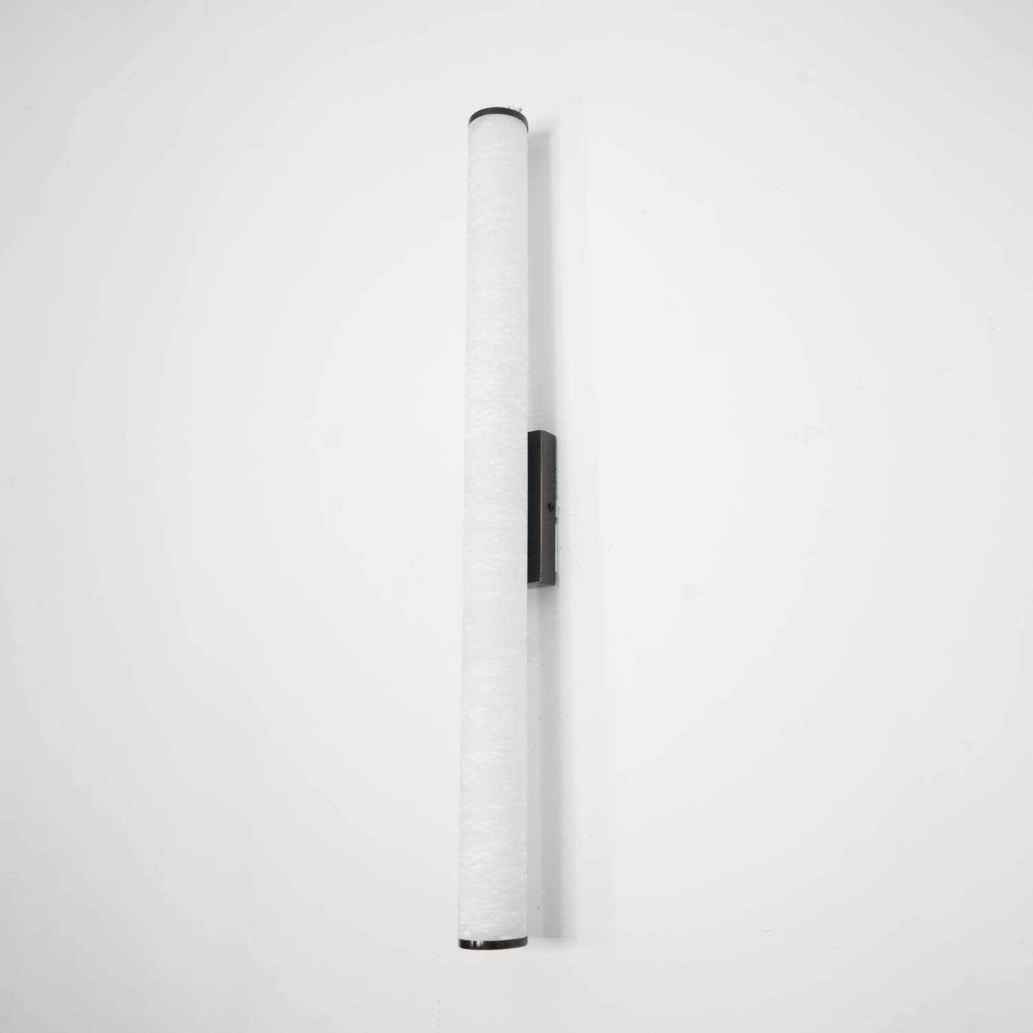 Klyr Alabaster Vertical Cylindrical Wall Lamp - Neutralighting