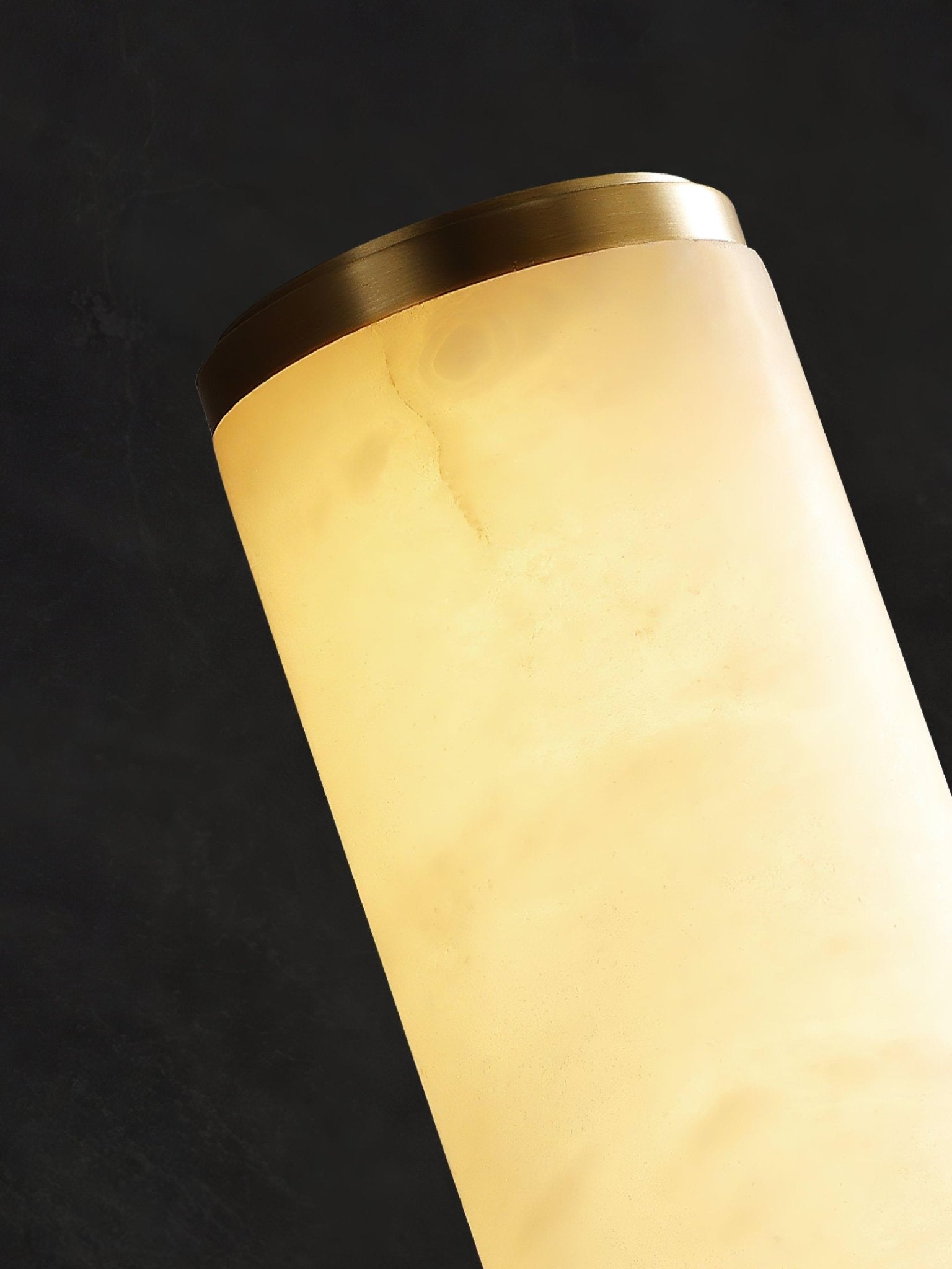 Nyvynor Rectangular Alabaster Wall Light - Neutralighting