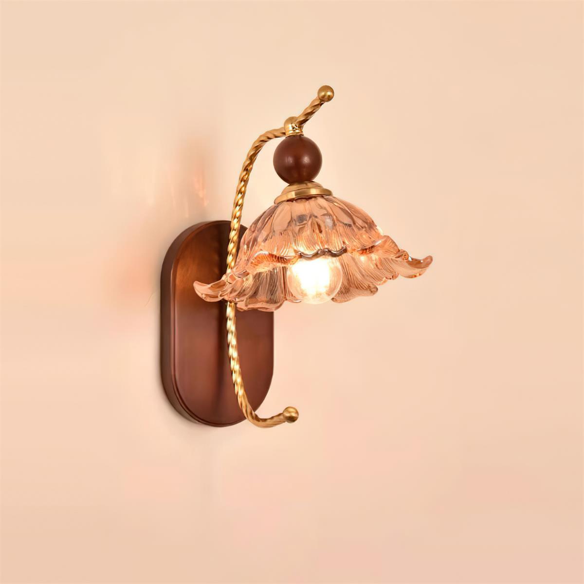 Calyx Wall Lamp