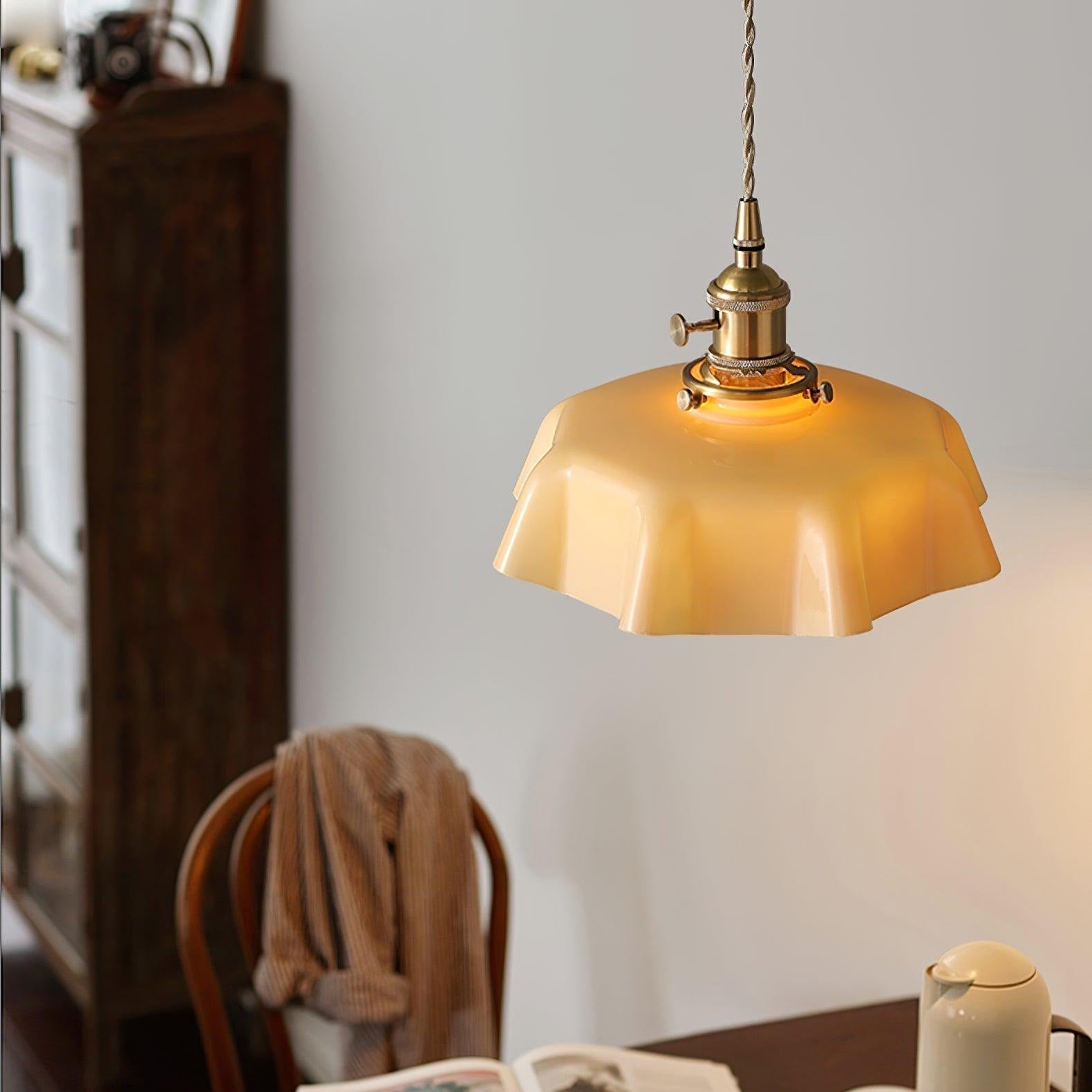 Civen Farmhouse Ruffled Pendant Light - Neutralighting