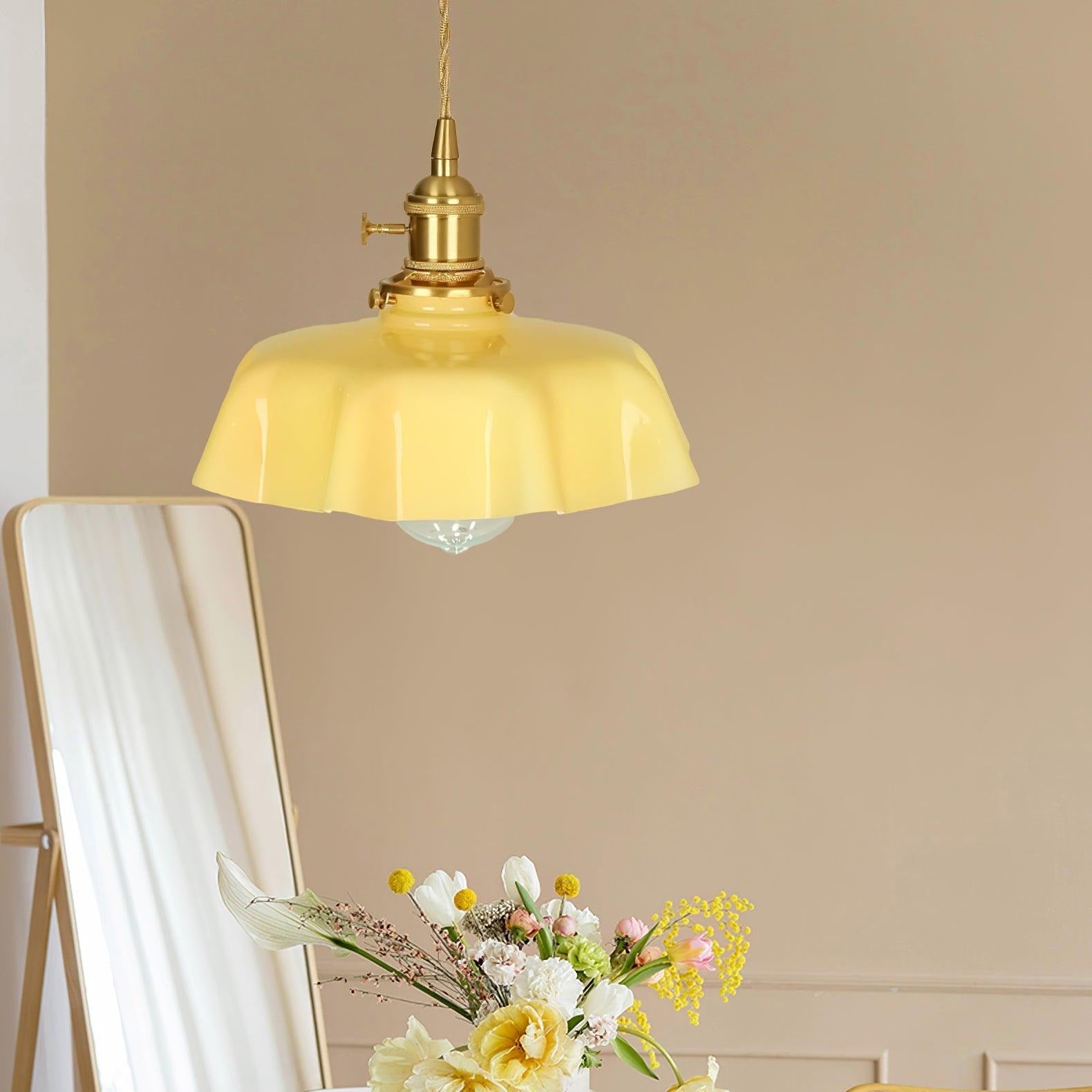 Civen Farmhouse Ruffled Pendant Light - Neutralighting