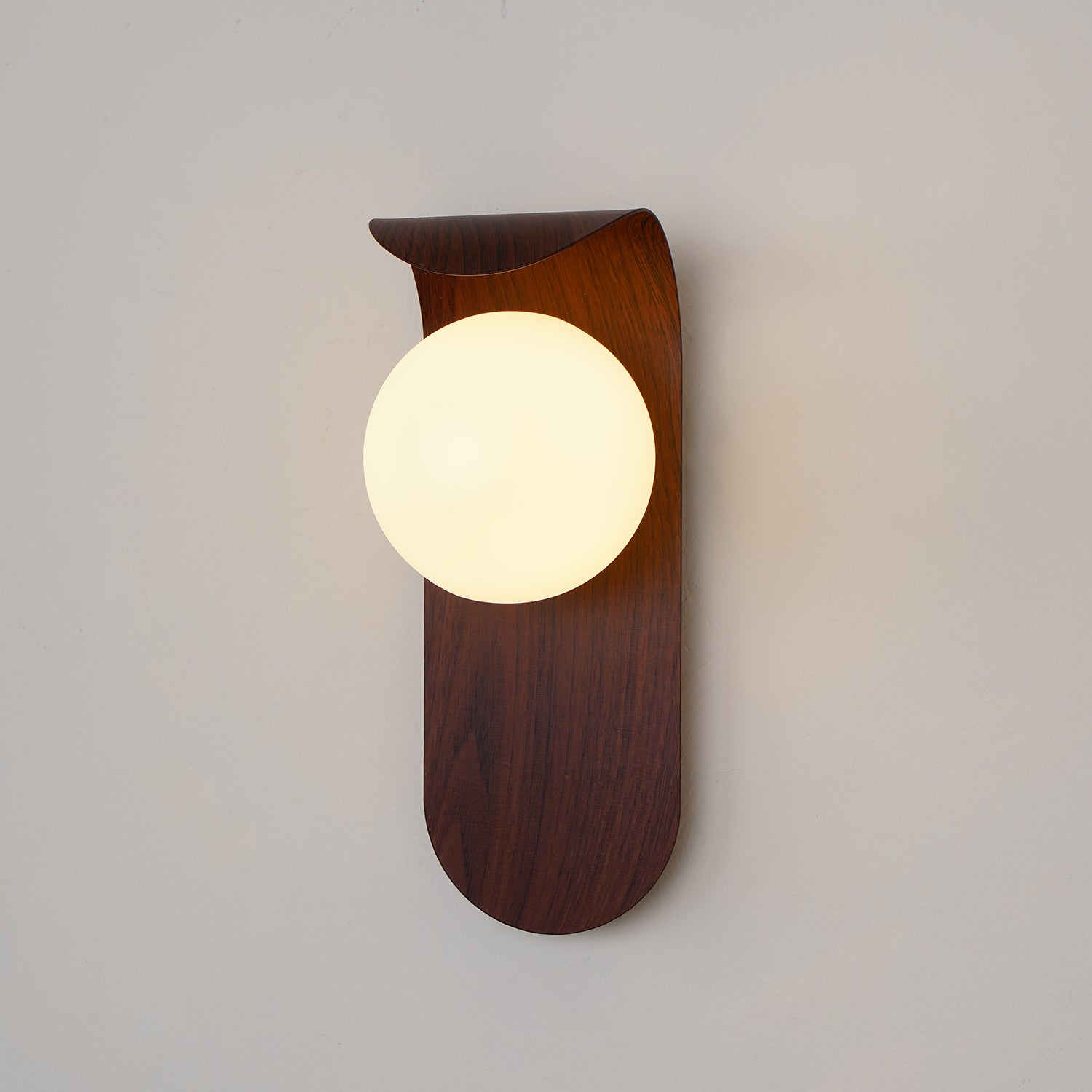Exuro Indoor Wall Lamp Wood / Walnut - Neutralighting