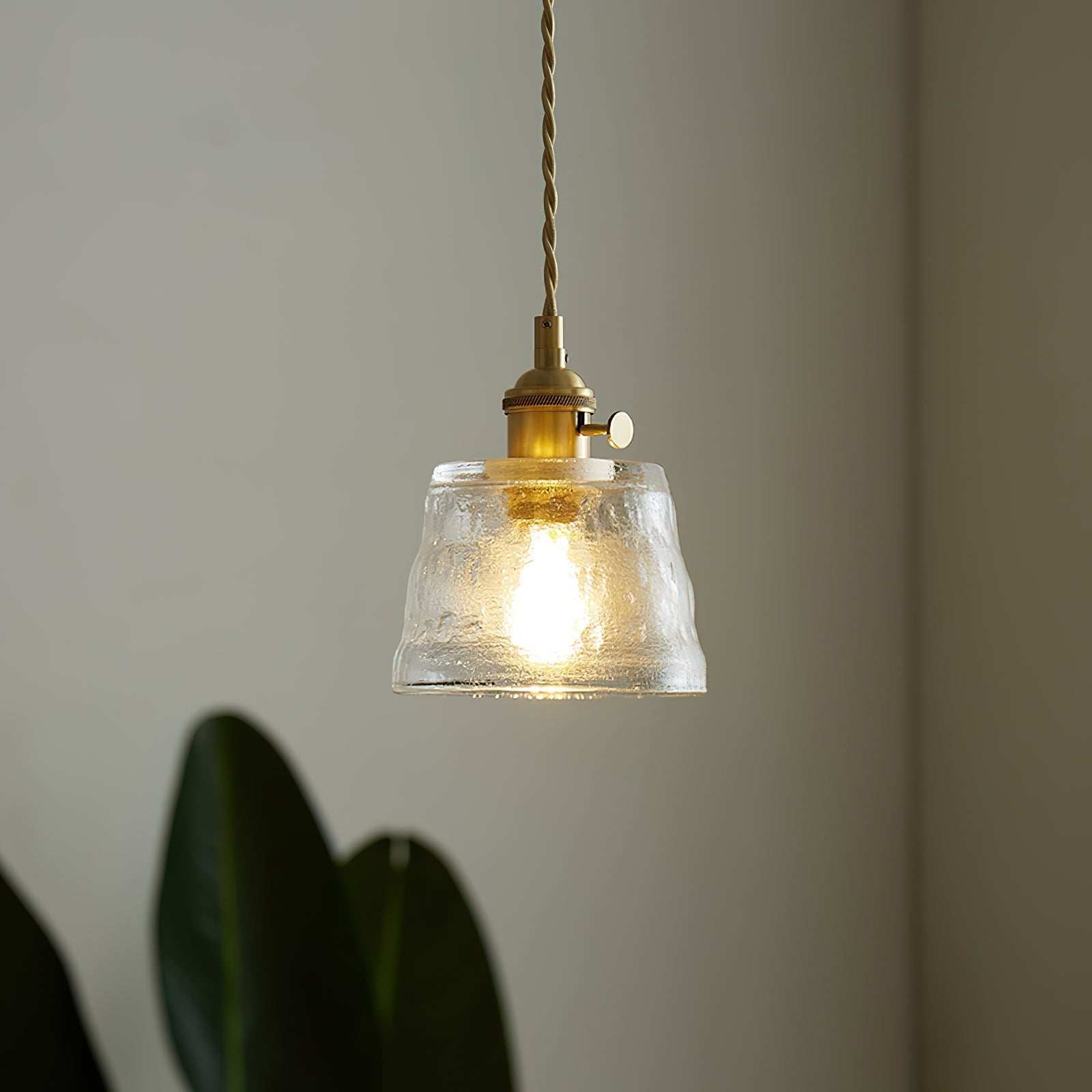 Pendant Lamp Brass and Glass Textured Shade Artisan Vintage Accent - Neutralighting