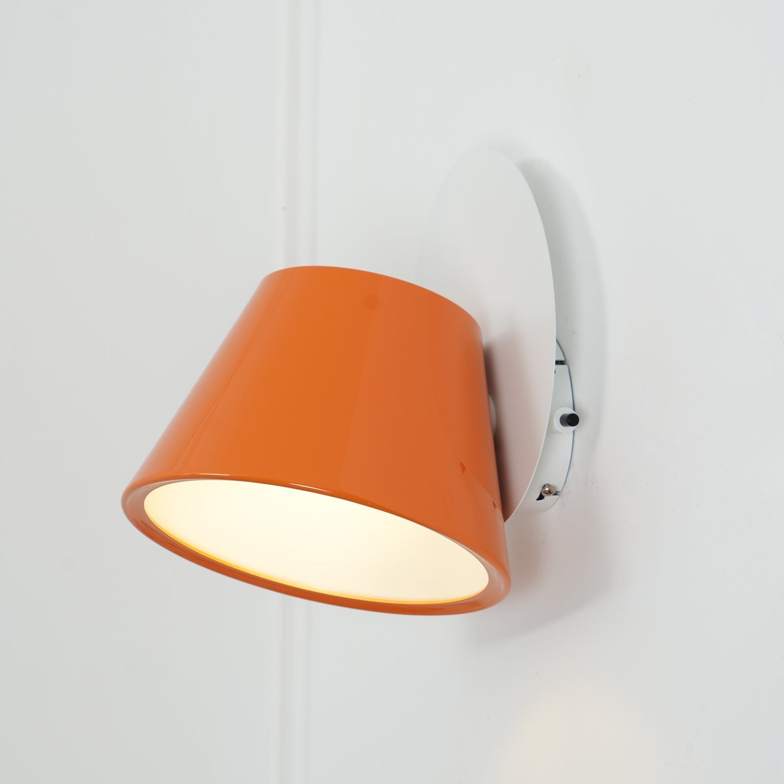 Fivra Dual Shade Wall Lamp - Neutralighting