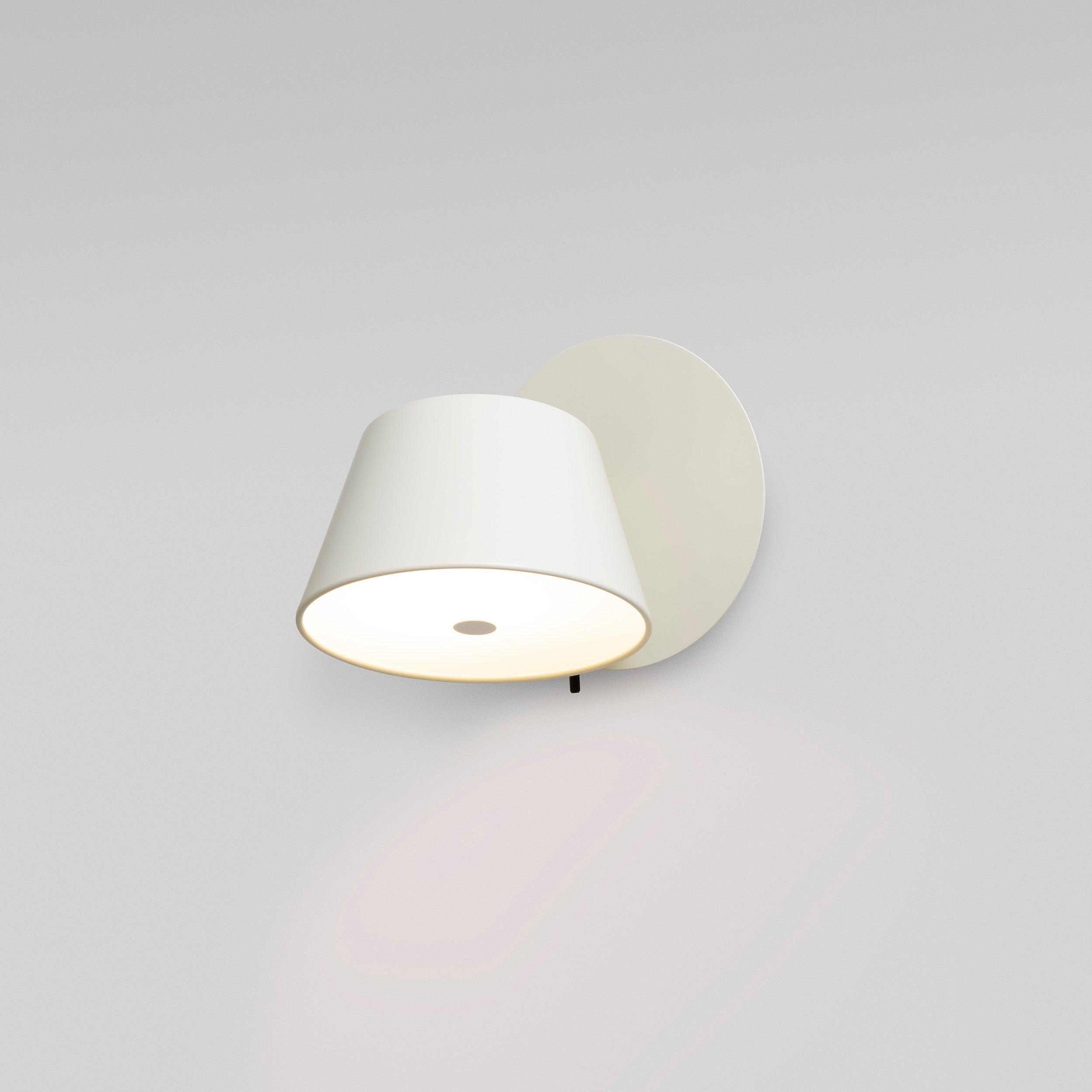 Fivra Dual Shade Wall Lamp - Neutralighting