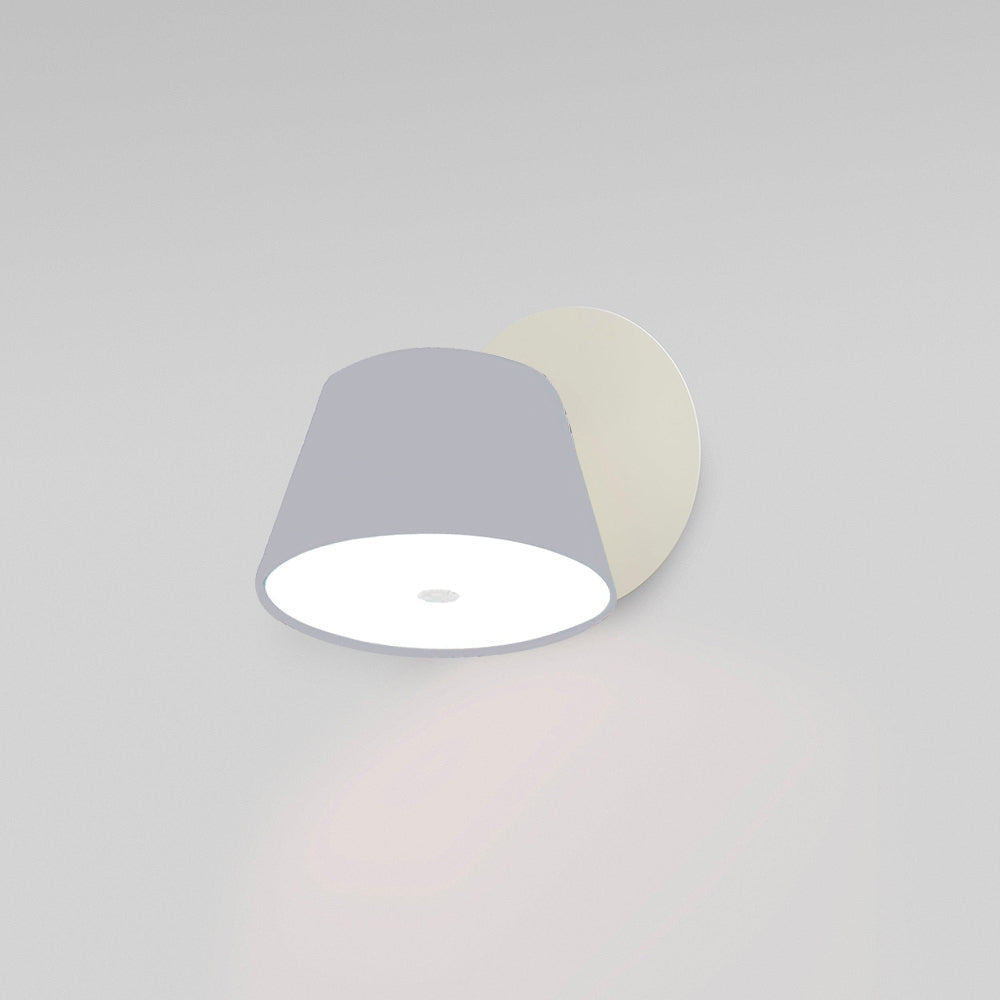 Fivra Dual Shade Wall Lamp - Neutralighting