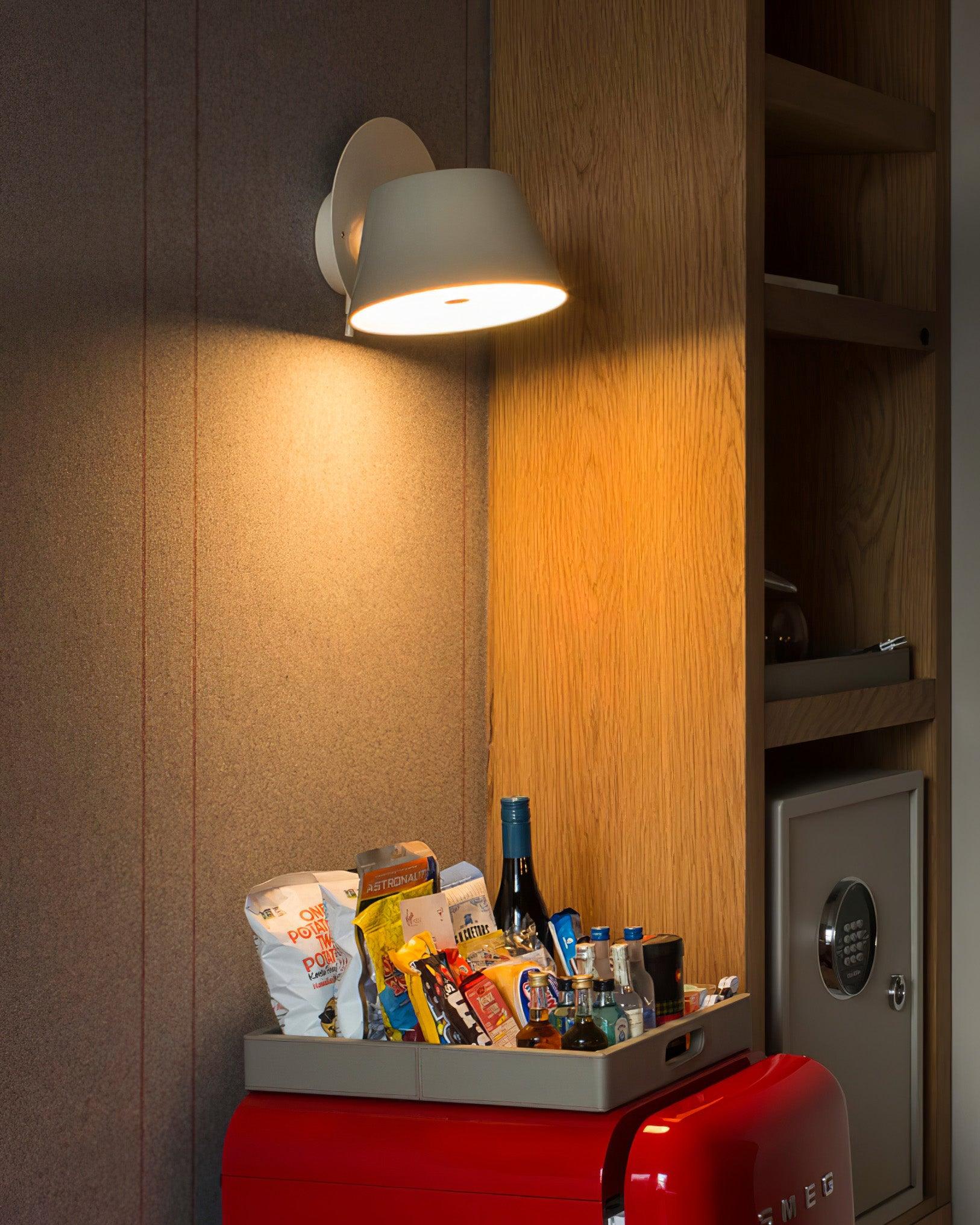 Fivra Dual Shade Wall Lamp - Neutralighting