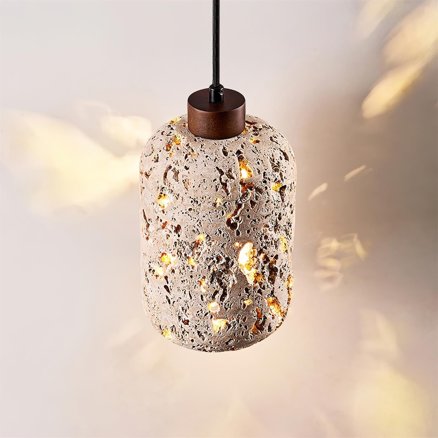 Fynel Rustic Wall Lamp - Neutralighting