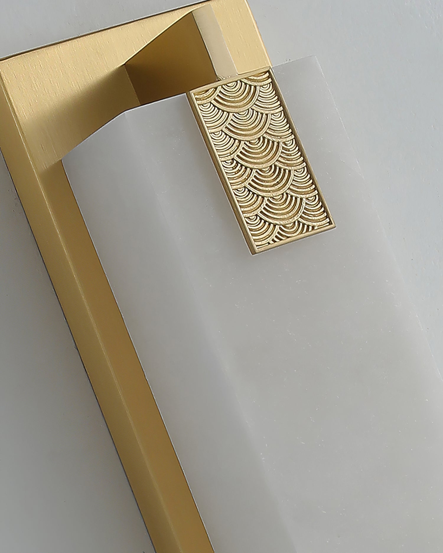 Luste Alabaster Wall Lamp 4 Style - Neutralighting