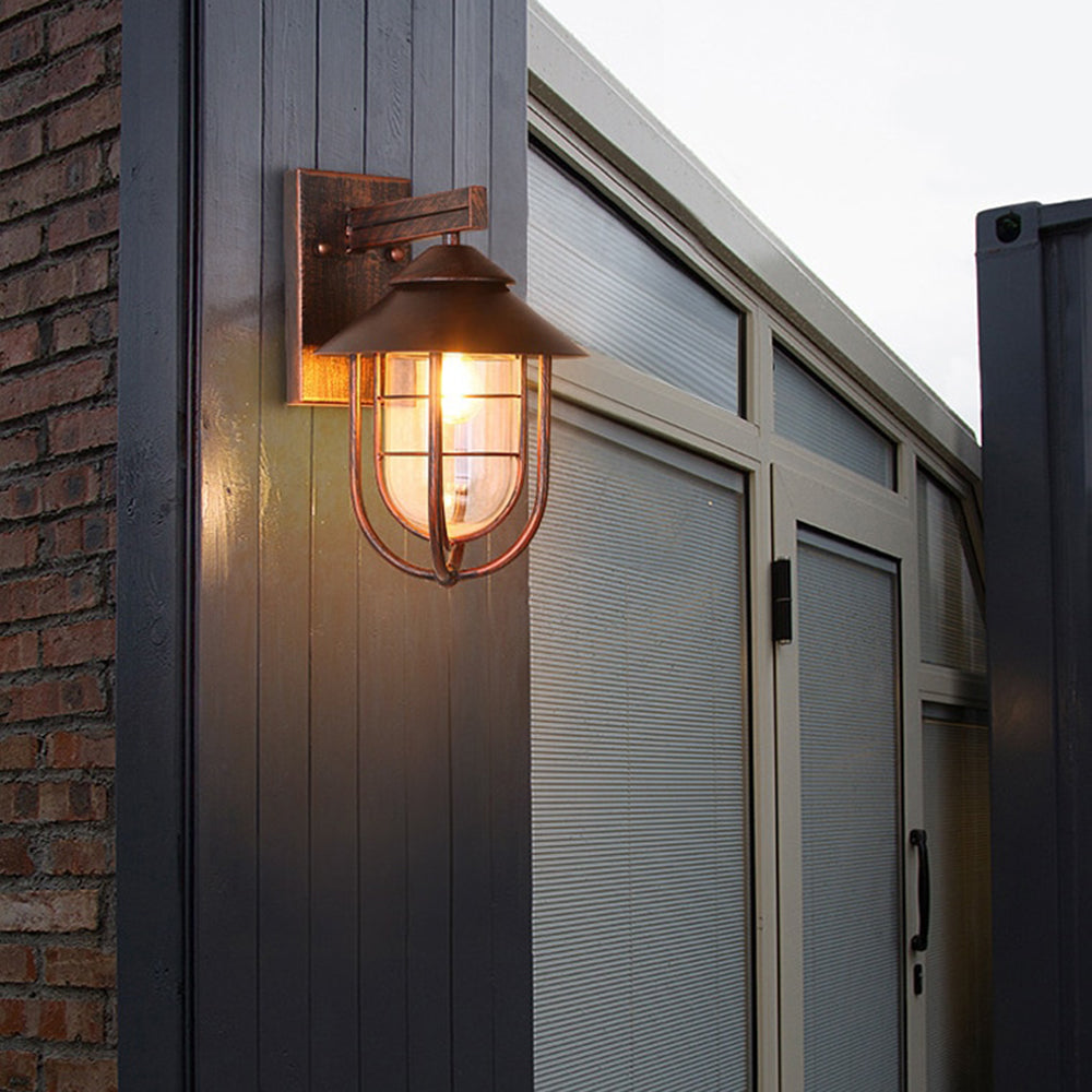 Ray Vintage Lantern Shaped Metal Outdoor Wall Lamp, Black - Neutralighting