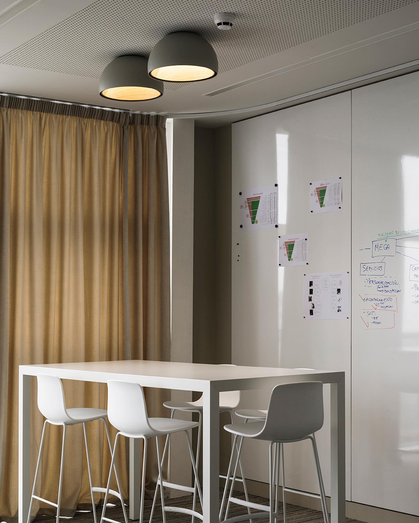 Ceiling Lamp Dome Wood Interior Warm - Neutralighting