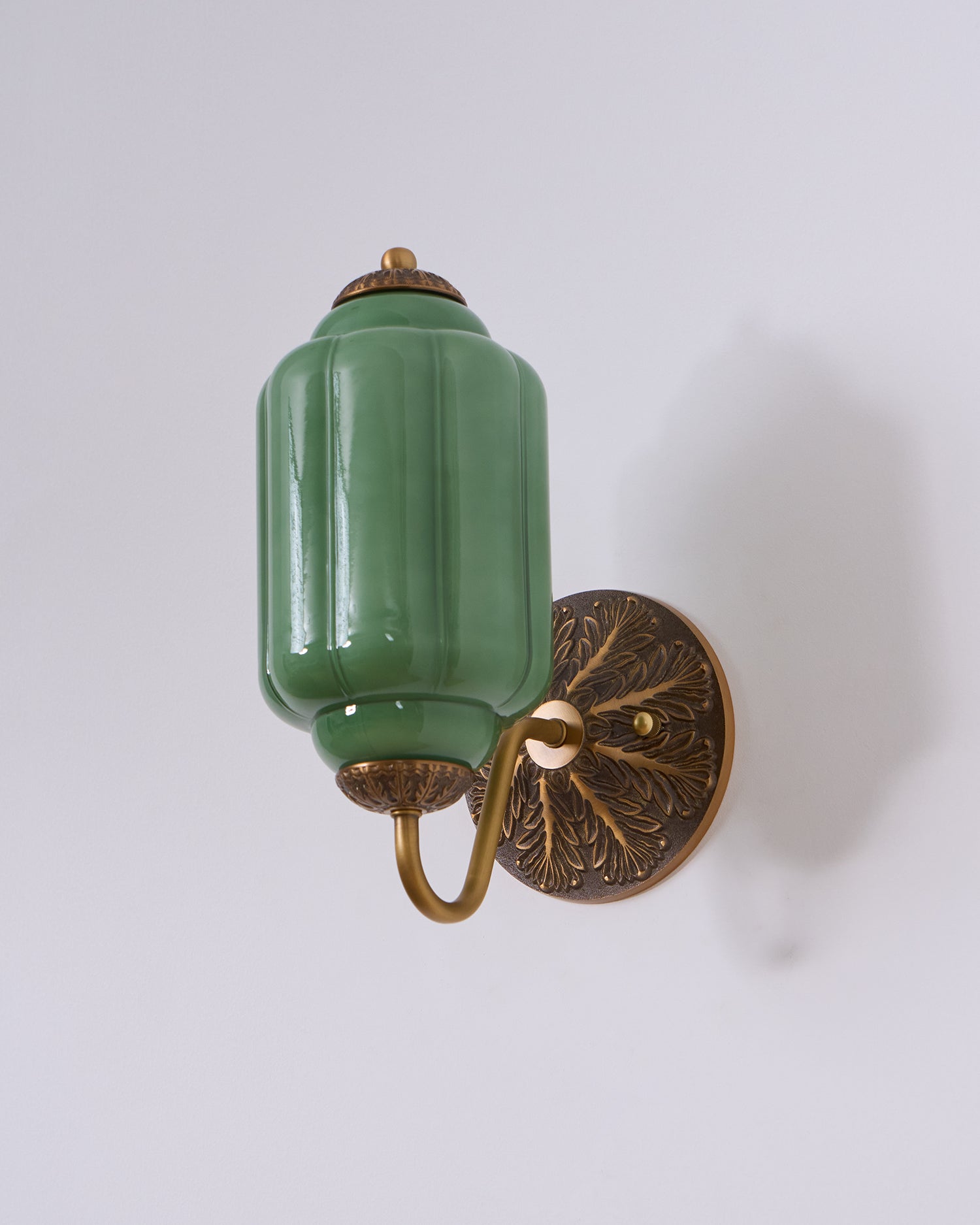 Melvane Vintage Pink Glass Wall Sconce - Neutralighting
