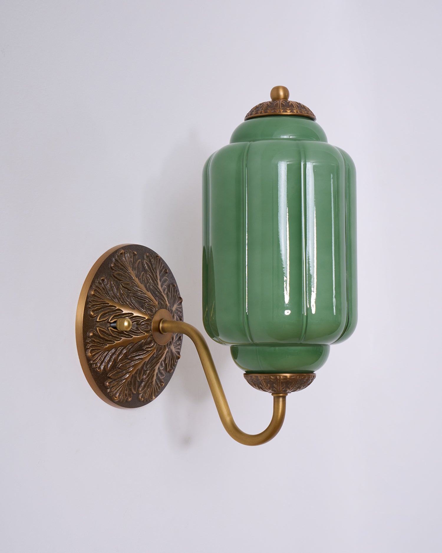 Melvane Vintage Pink Glass Wall Sconce - Neutralighting