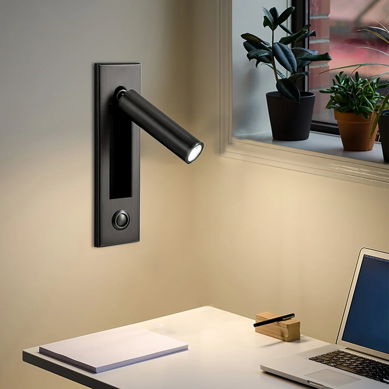 Arisha Modern Rotatable Bedside Sconce, Cylindrical/Square - Neutralighting