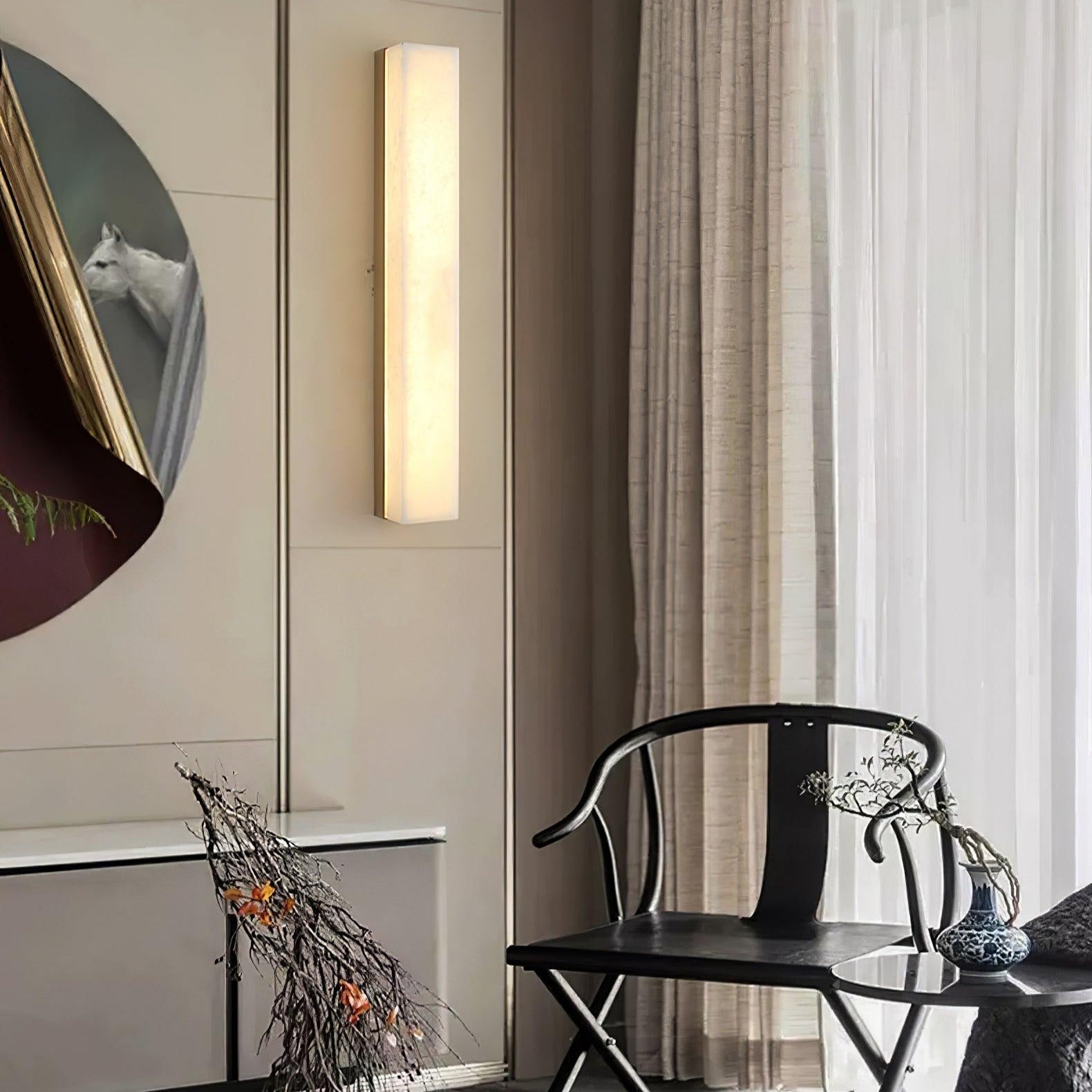 Isen Linear Brass Alabaster Wall Lamp - Neutralighting