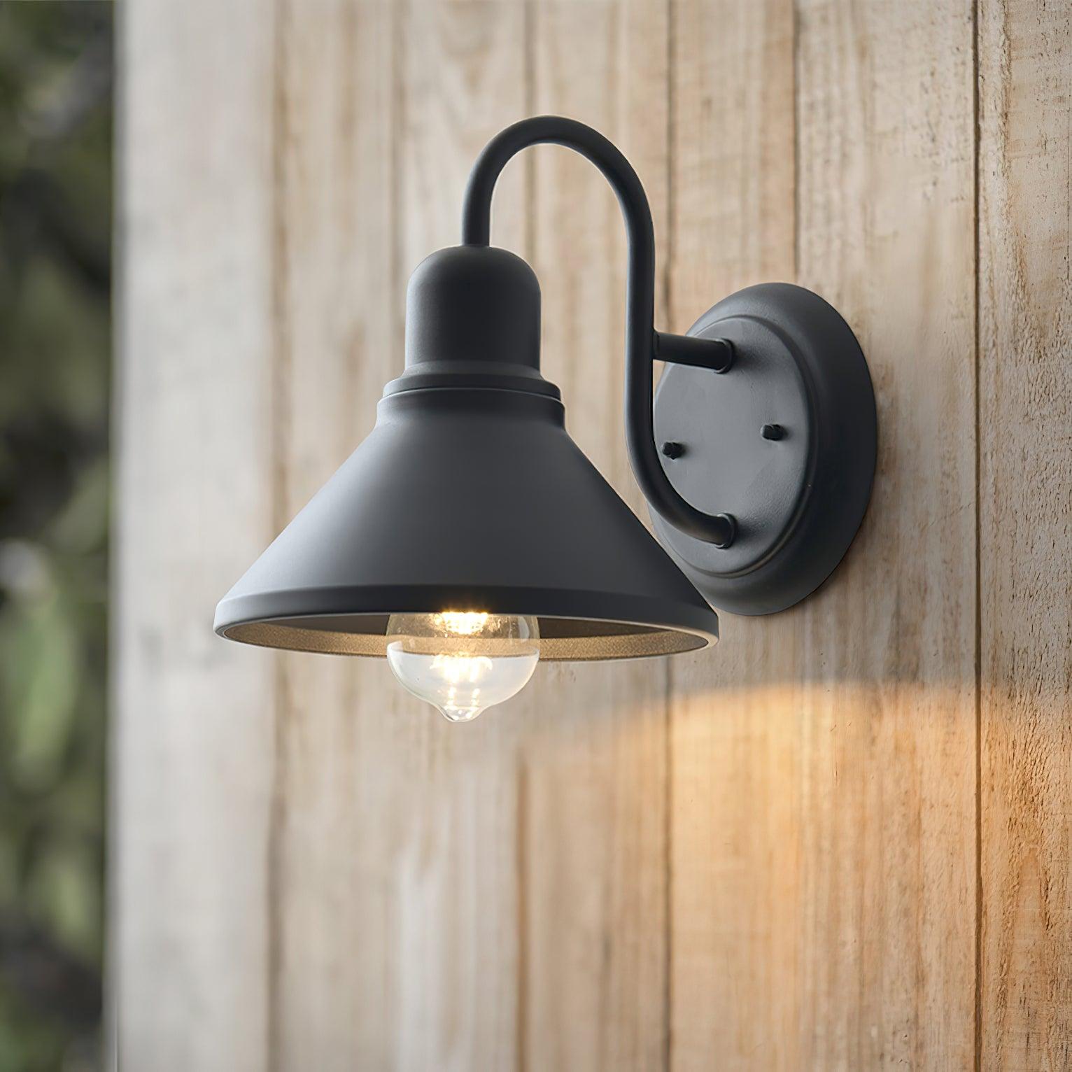 Ray Vintage Cone-shaped Ourdoor Wall Lamp - Neutralighting
