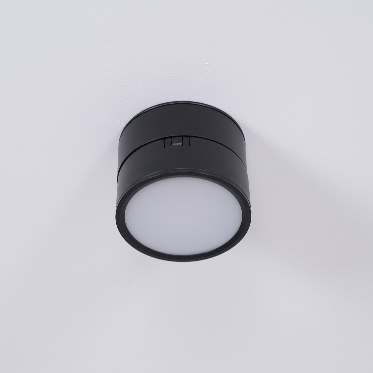 Venn Surface Recessed Light Spot - Neutralighting