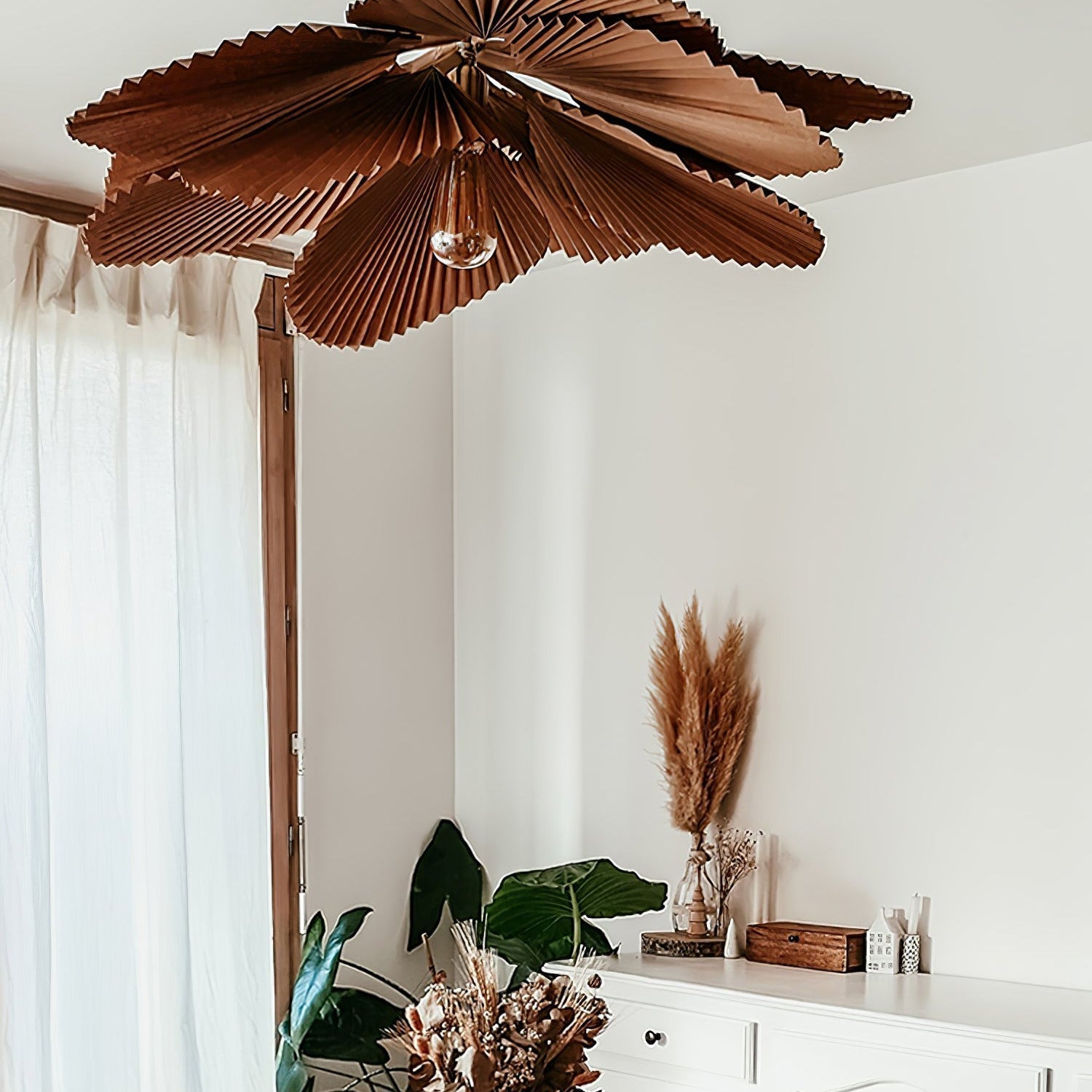 Lyra Folded Leaf Lotus Pendant Lamp Paper - Neutralighting